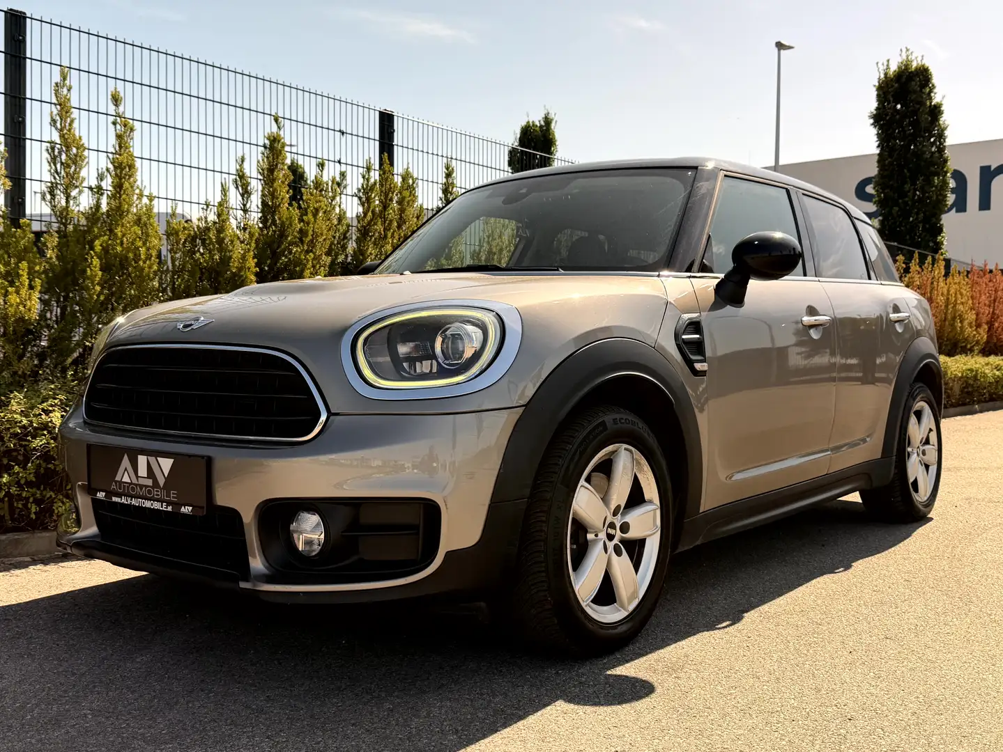 MINI Cooper D Countryman Cooper D Automatik Grau - 1