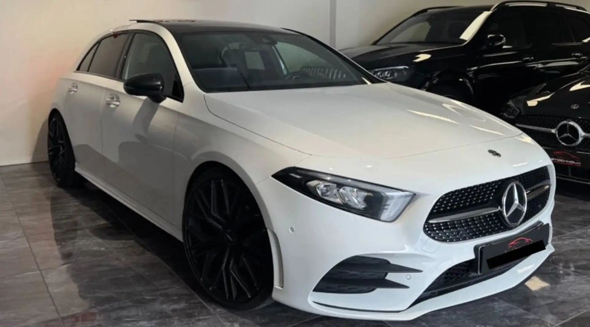 Mercedes-Benz A 200 Classe A 200 7G-DCT AMG Line Weiß - 2