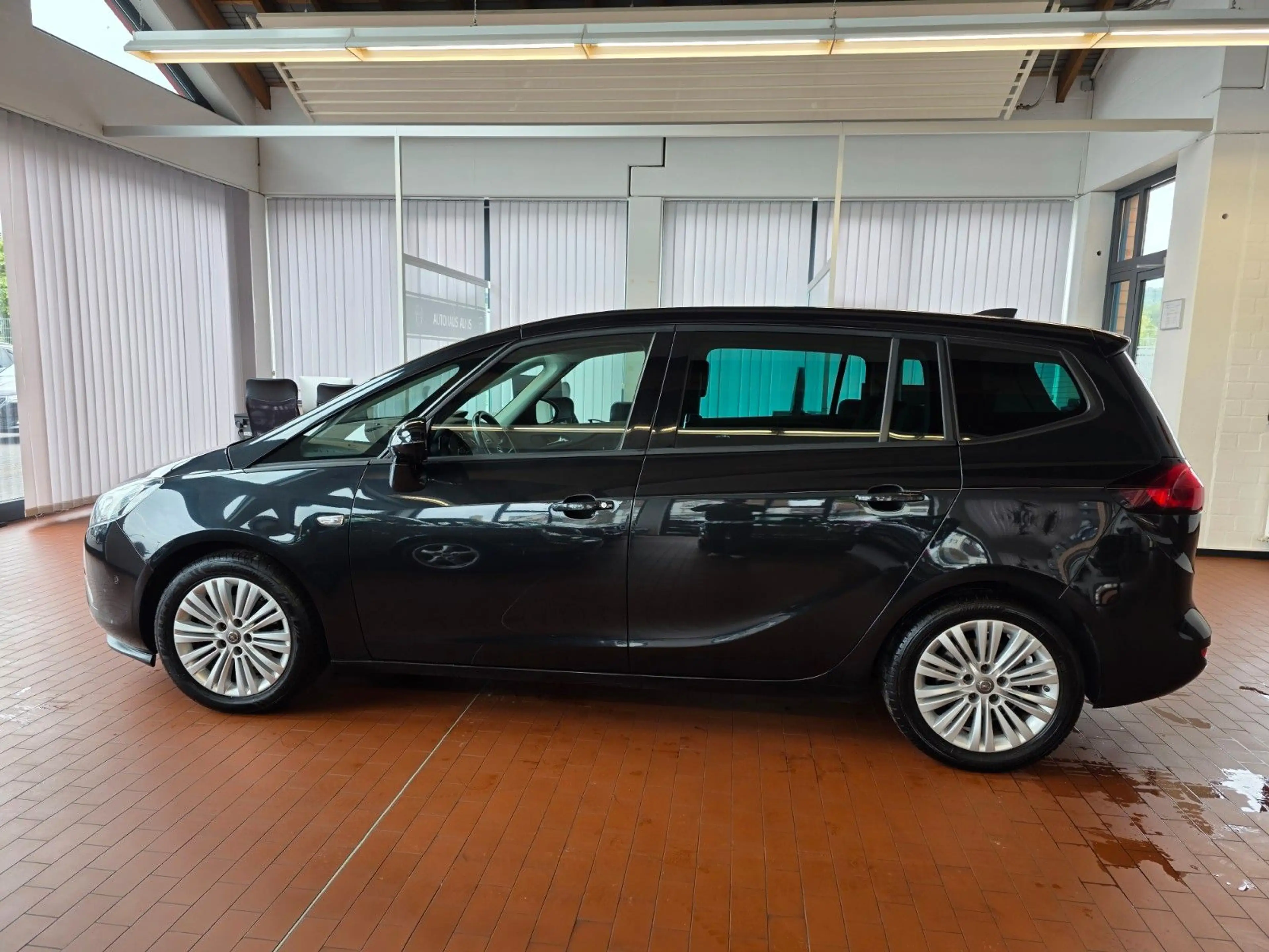 Opel Zafira C Tourer Edition+AHK+7Sitzer+Kamera — photo 10