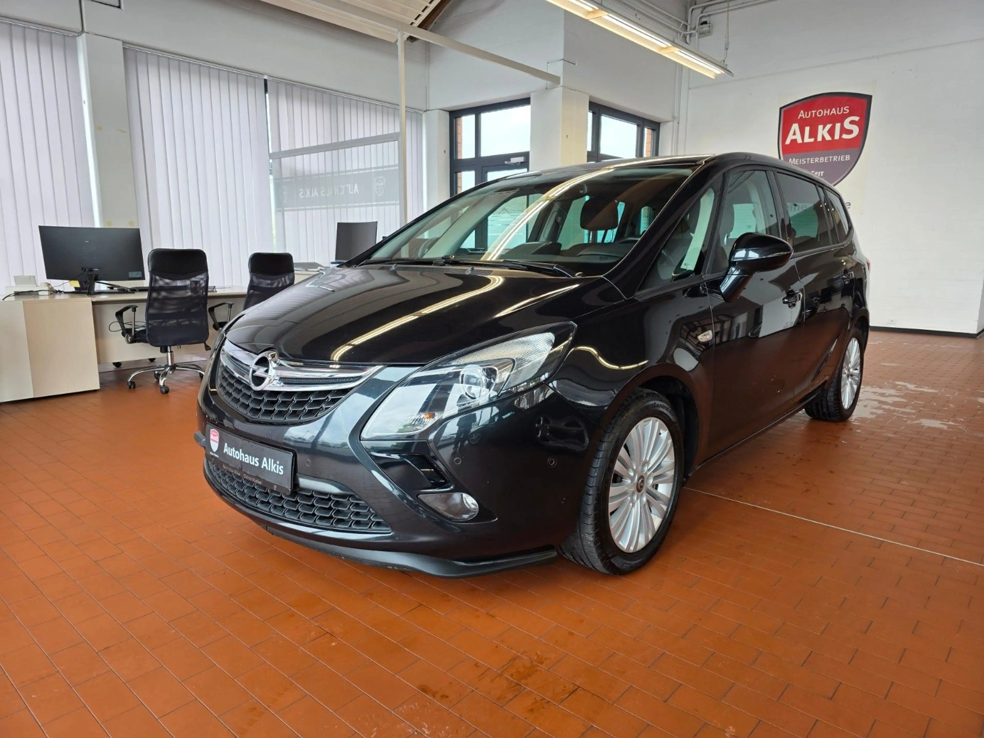 Opel Zafira C Tourer Edition+AHK+7Sitzer+Kamera — photo 11