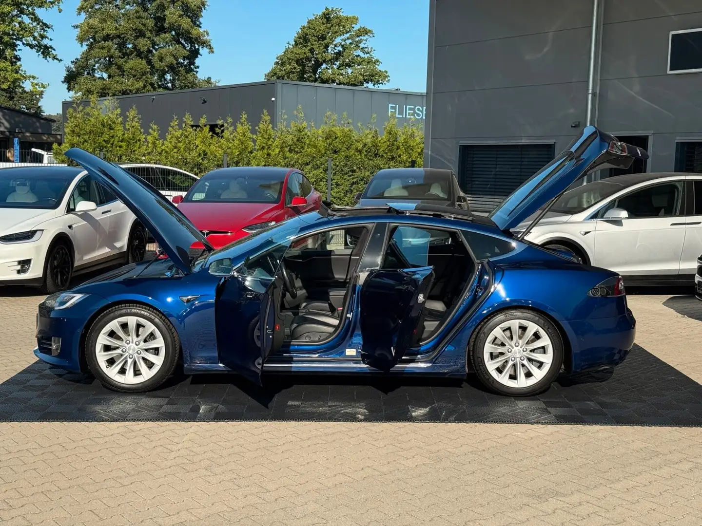 Tesla Model S MODEL S75D | MCU2 | CCS | CARBON FIBER | Bleu - 2