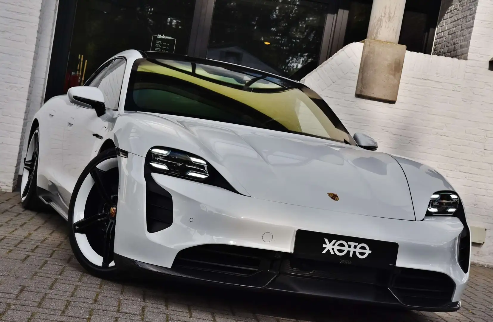 Porsche Taycan TURBO S CARBON ***NP: € 226.820,-*** Blanc - 2
