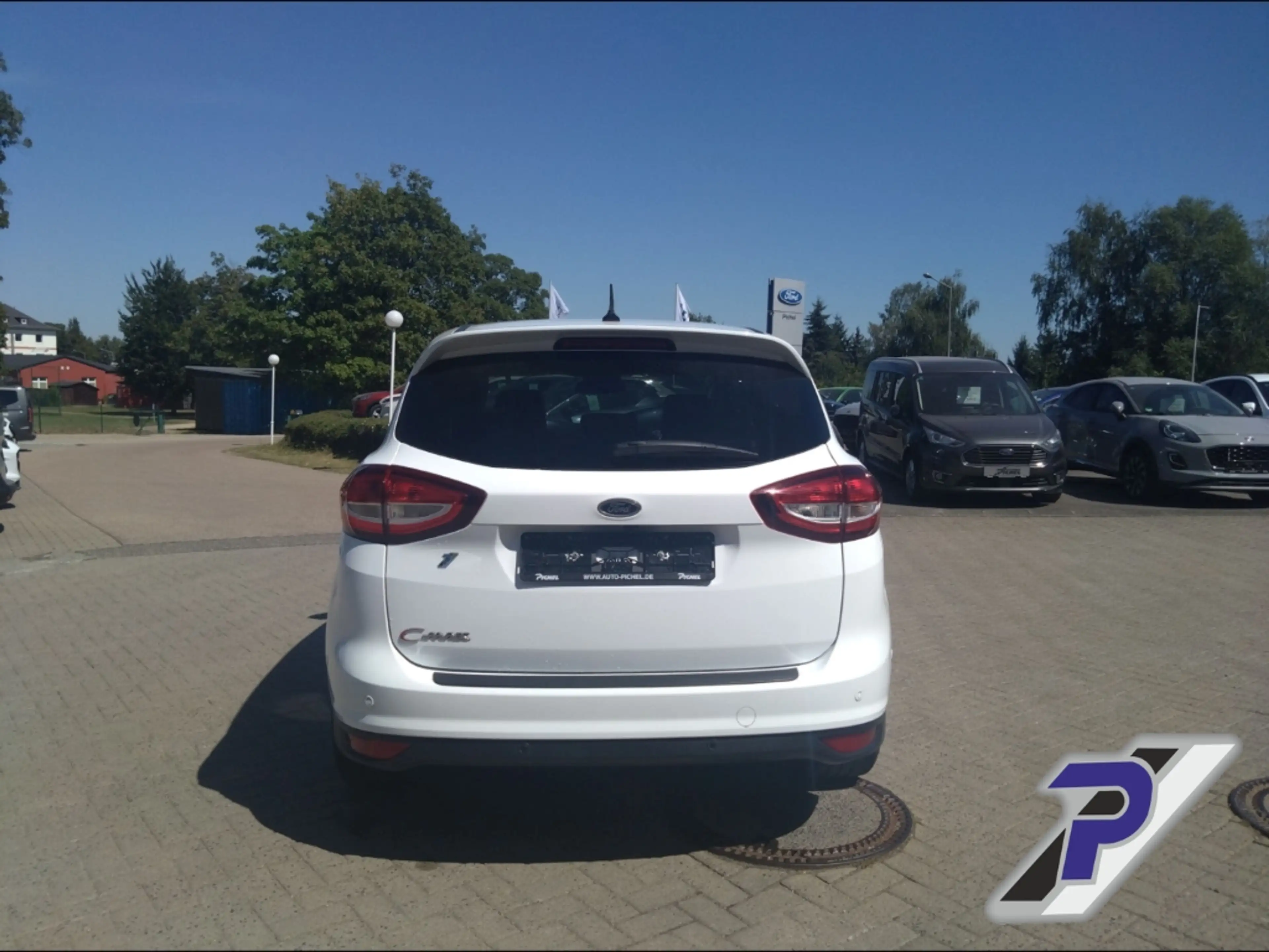 Ford C-Max Titanium KAMERA+TWA+ Navi Bi-Xenon Kurvenlicht App — photo 4