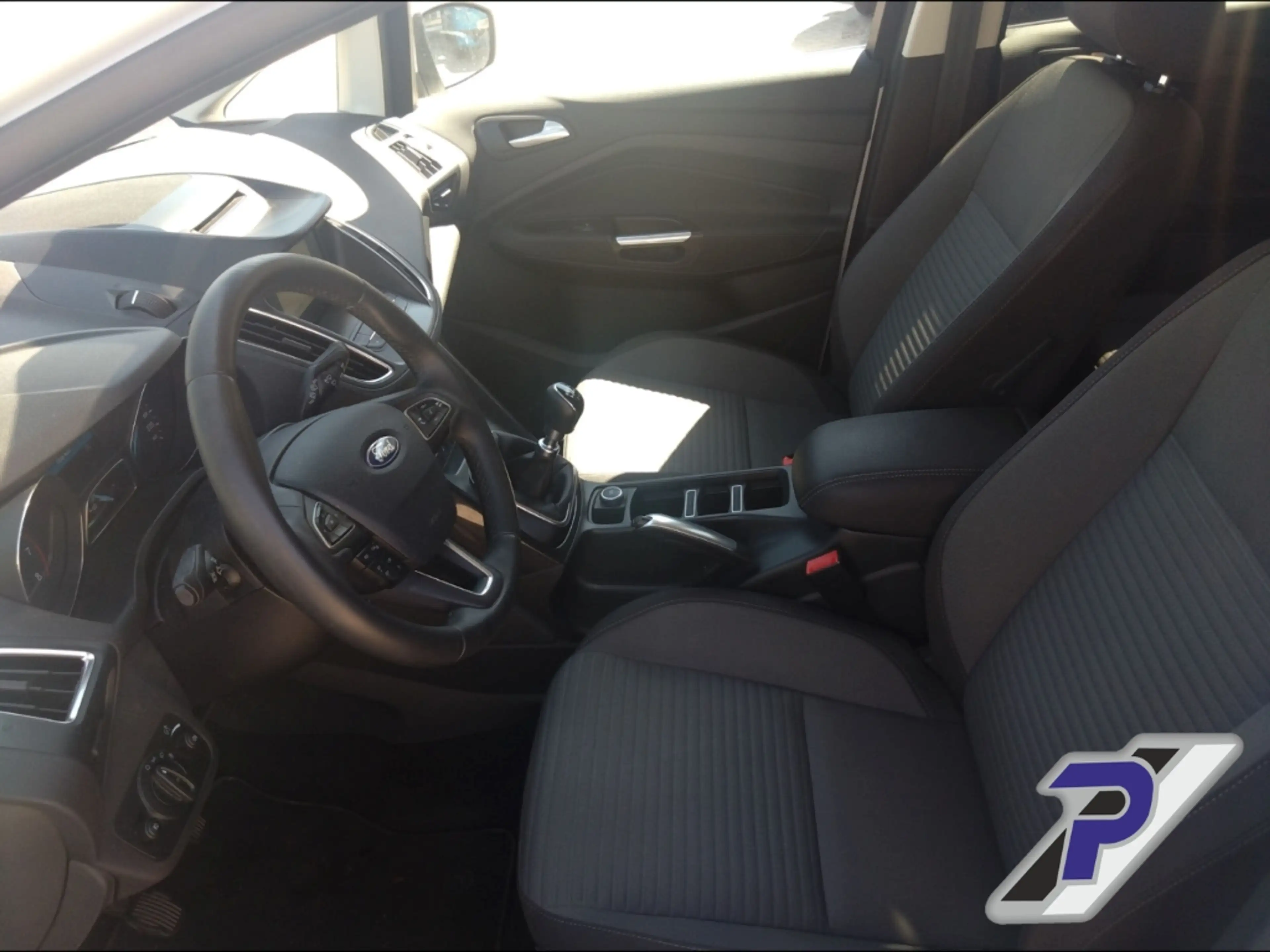 Ford C-Max Titanium KAMERA+TWA+ Navi Bi-Xenon Kurvenlicht App — photo 11