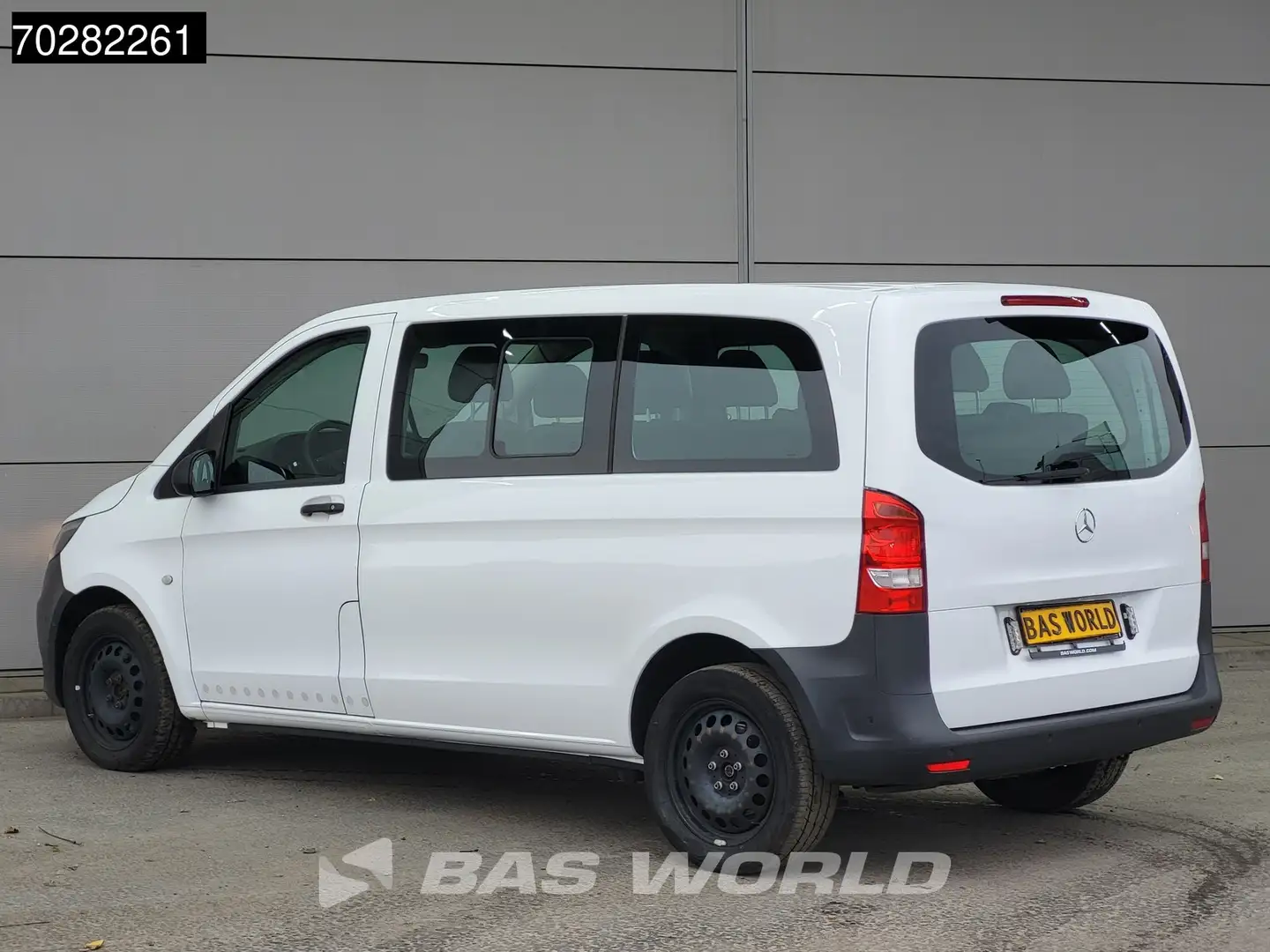 Mercedes-Benz Vito 114 9 Persoons Automaat L2H1 Airco Cruise Persoons Wit - 2