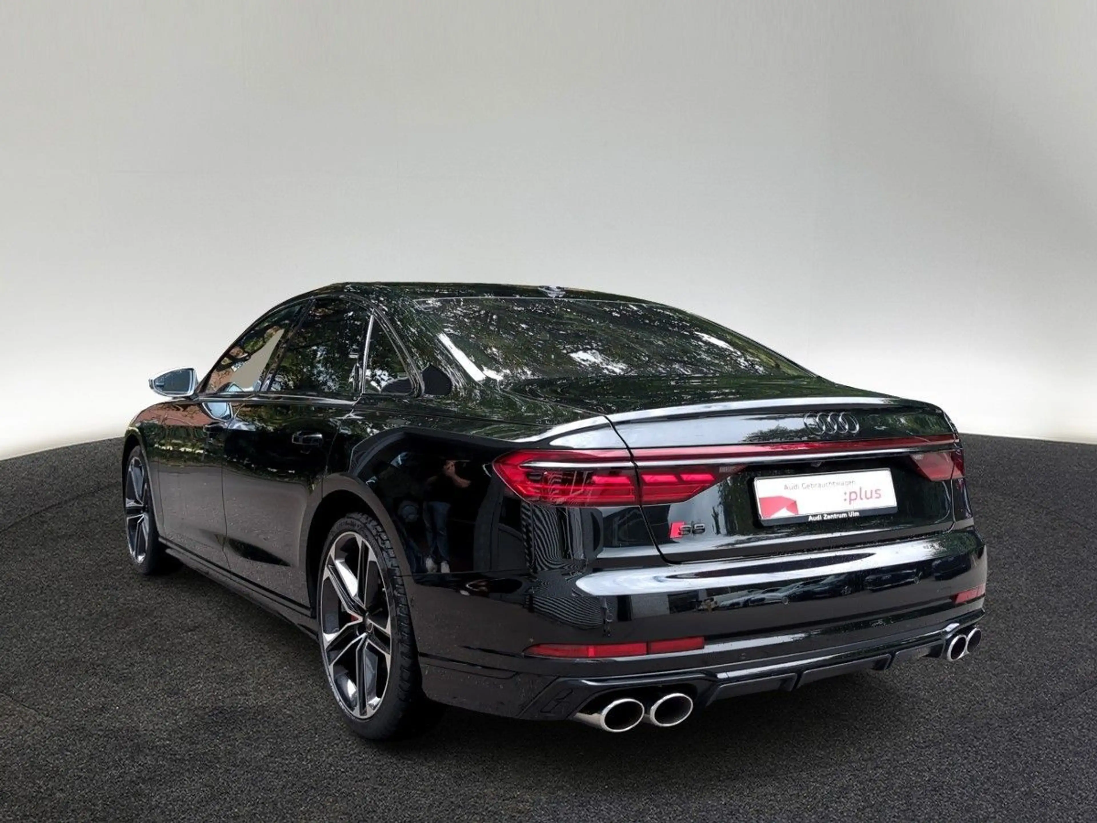 Audi S8 TFSI quattro ALLRADLENK B&O HuD PANO STHZ — photo 4