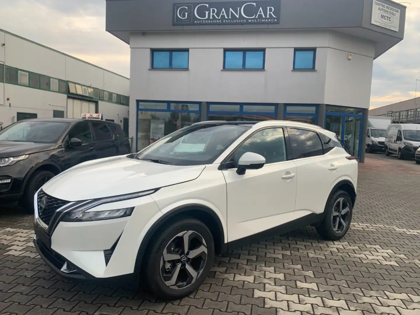 Nissan Qashqai MHEV X TRON N-Connecta VEDI INFO!!!! Blanc - 1