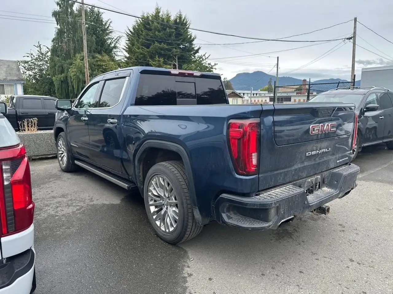 GMC Sierra 1500 снимка GMC Sierra 1500