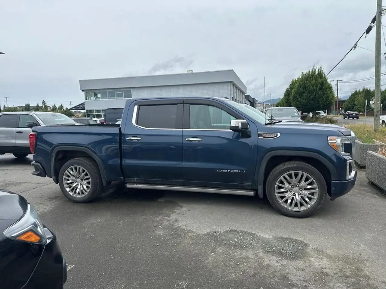 GMC Sierra 1500 снимка GMC Sierra 1500