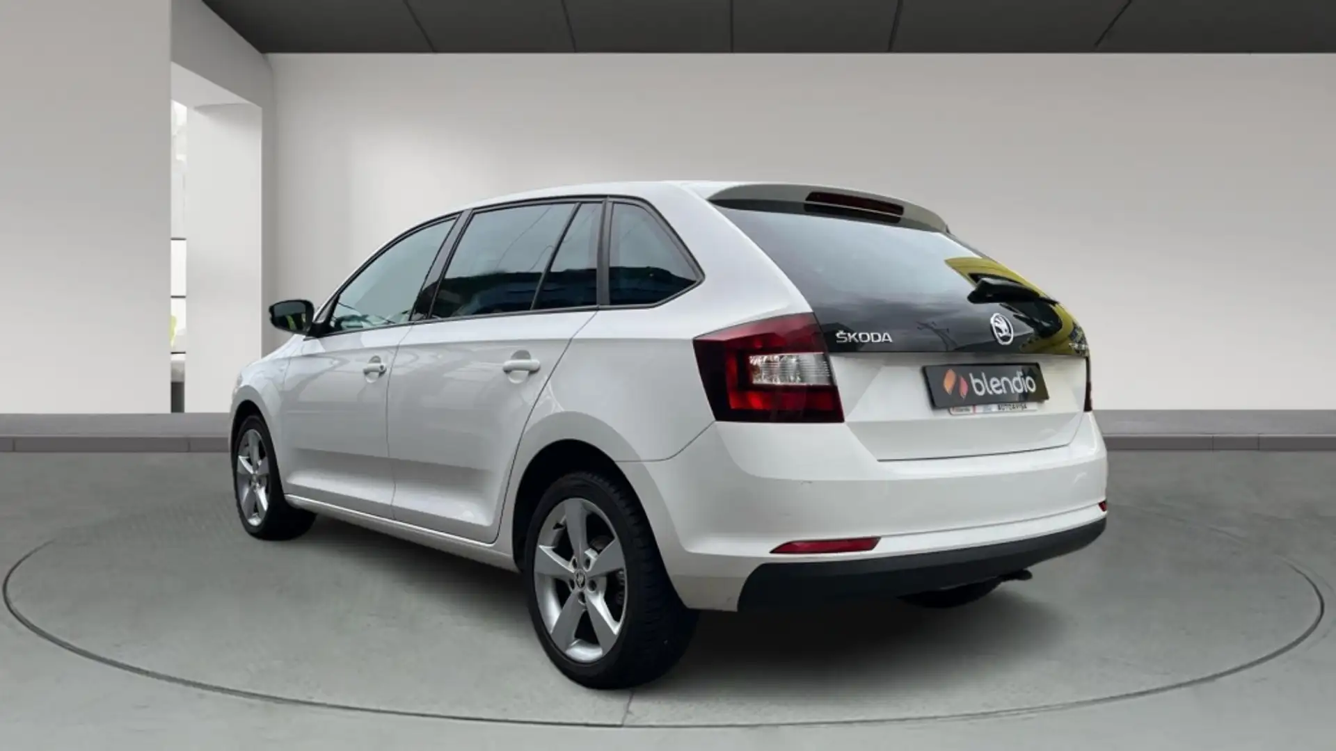 Skoda Rapid/Spaceback 1.2TSI Ambition 66kW Blanco - 2