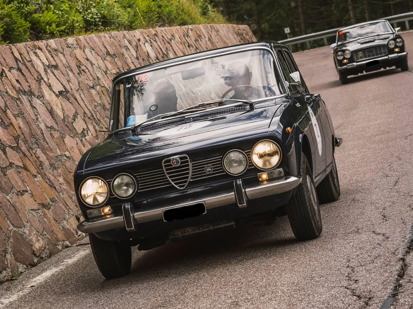 Alfa Romeo 1750 berlina Blau - 1