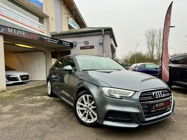 Audi A3 S-line 1.6 TDI 116 ch 3p