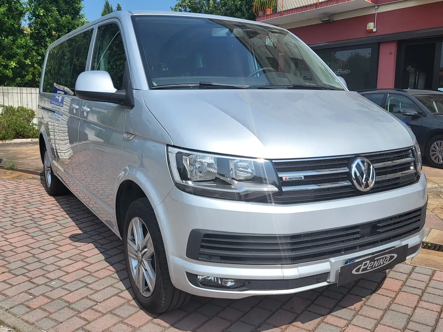 Volkswagen T6 Caravelle Long 2.0 TDI 150cv 4Motion Cruise Argento - 2