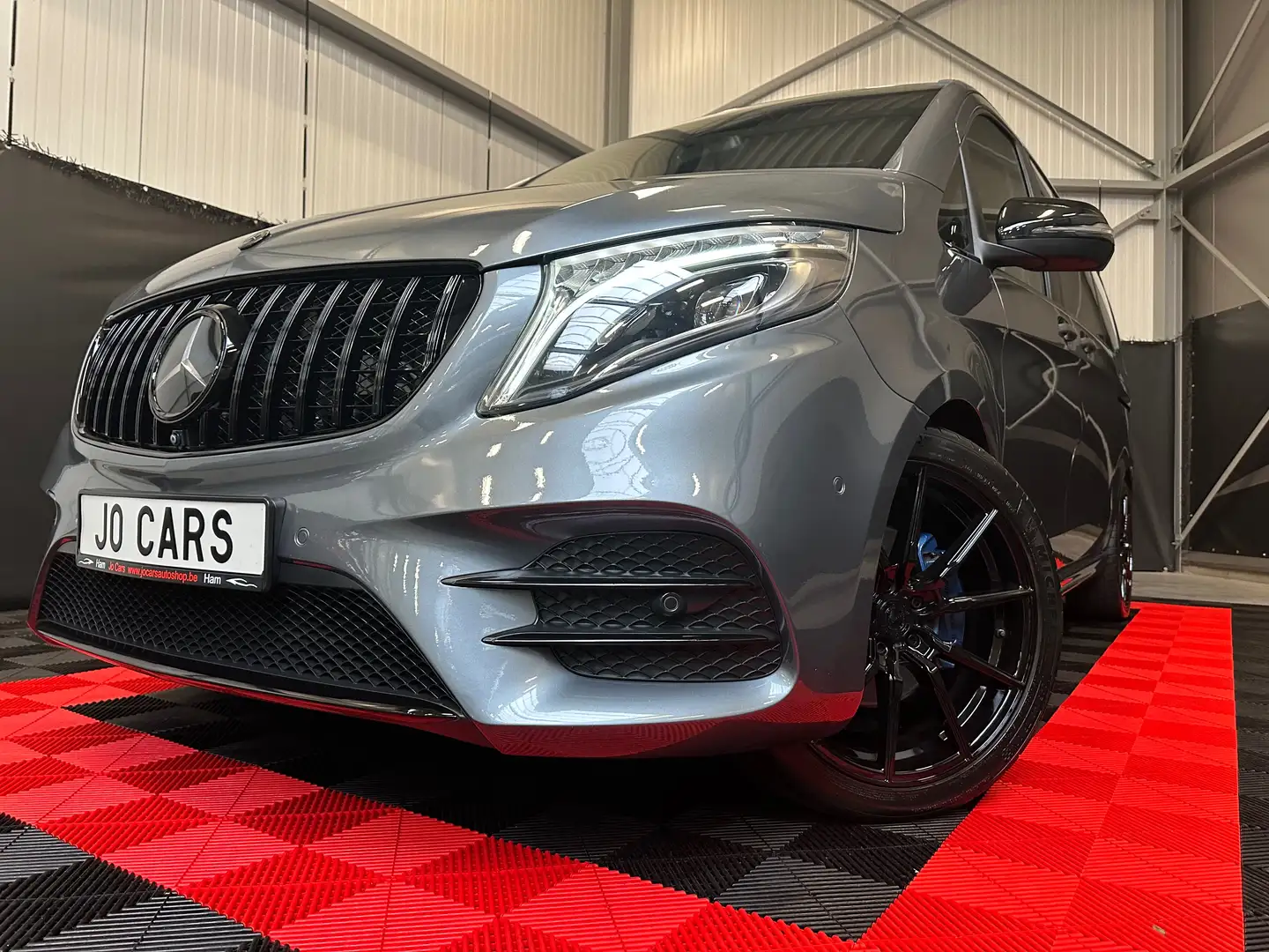 Mercedes-Benz V 250 /AMG Pack/LICHTE V/ELEK DEUREN/LED/FRIGO/360/FULL Gris - 1