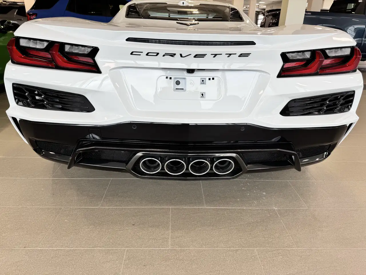 Chevrolet Corvette снимка Chevrolet Corvette