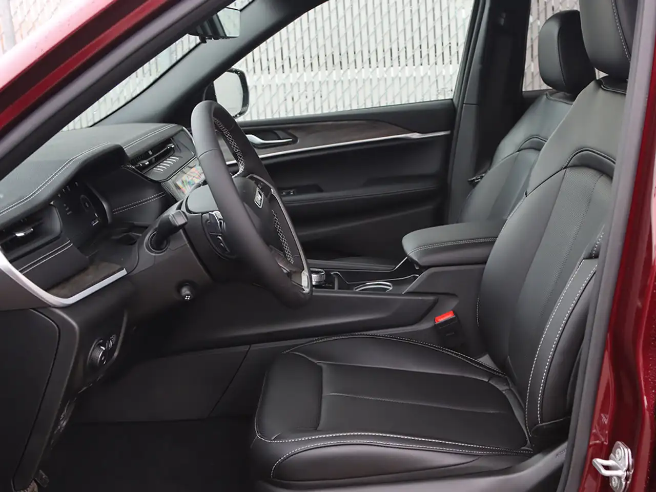 Jeep Grand Cherokee снимка Jeep Grand Cherokee