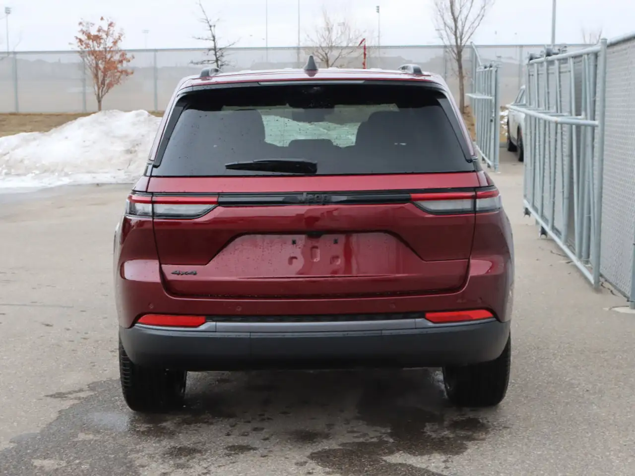 Jeep Grand Cherokee снимка Jeep Grand Cherokee