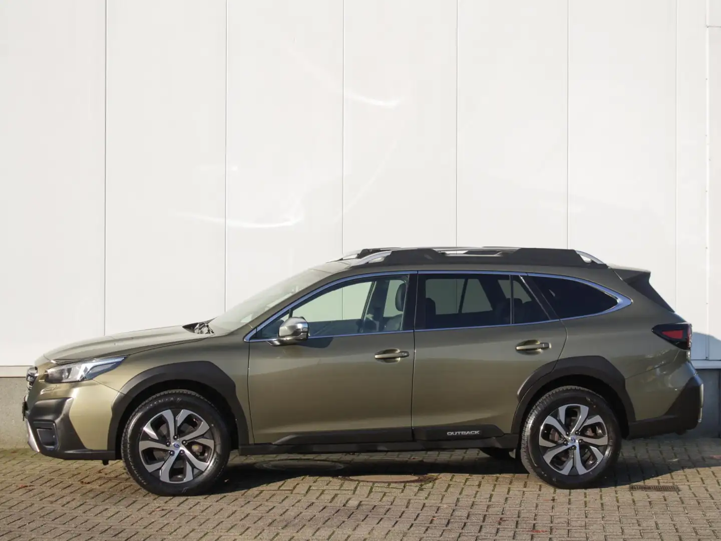 Subaru OUTBACK 2.5i Premium | Navi | Leder | Adap. Cruise | Camer Groen - 2