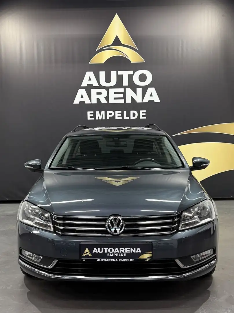 Volkswagen Passat Variant 1.4 TSI Comfort BMT*AHK*Navi*PDC Gris - 2