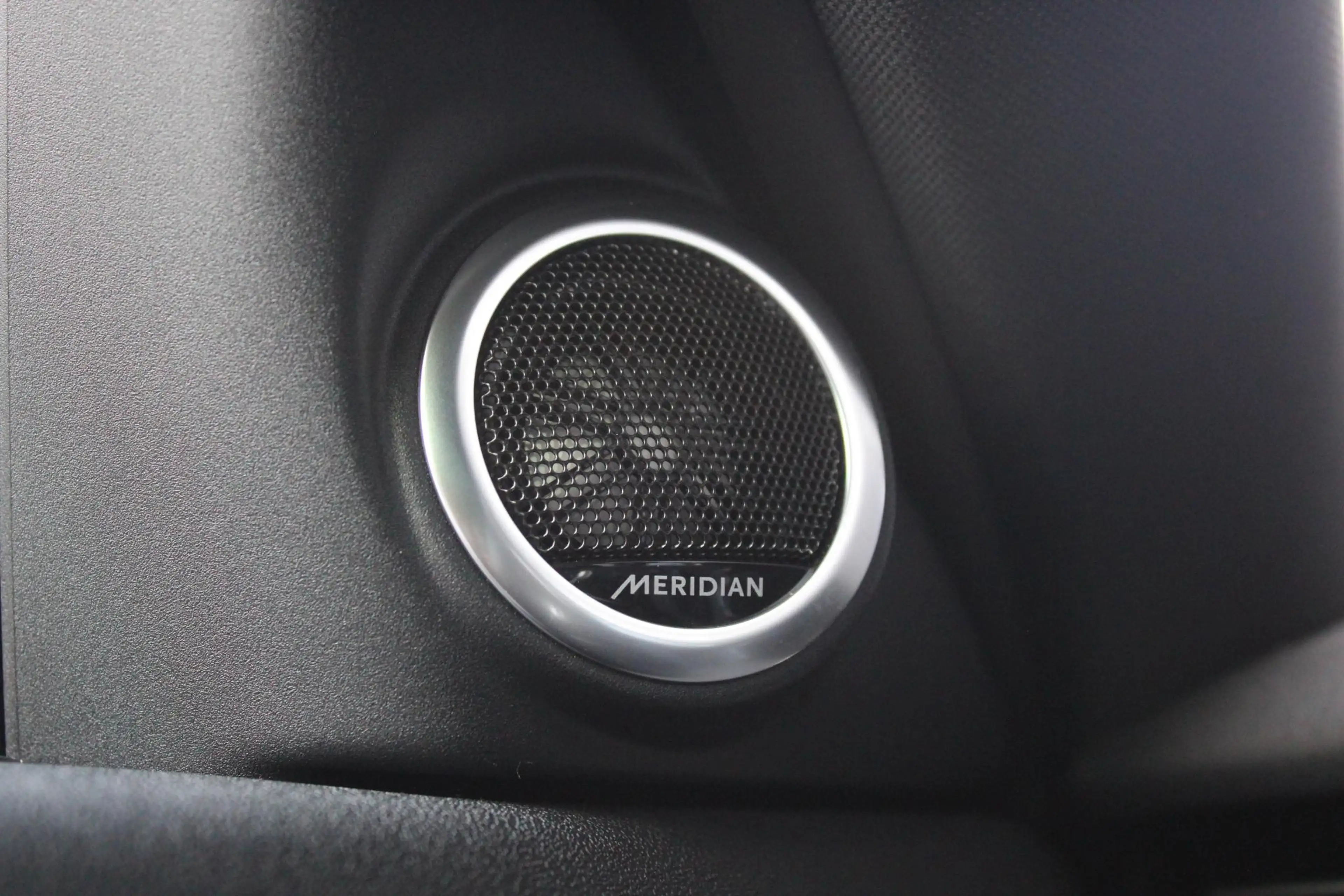 Land Rover Range Rover Evoque P300e Dynamic SE | Trekhaak | 360 Cam | Pano — photo 13