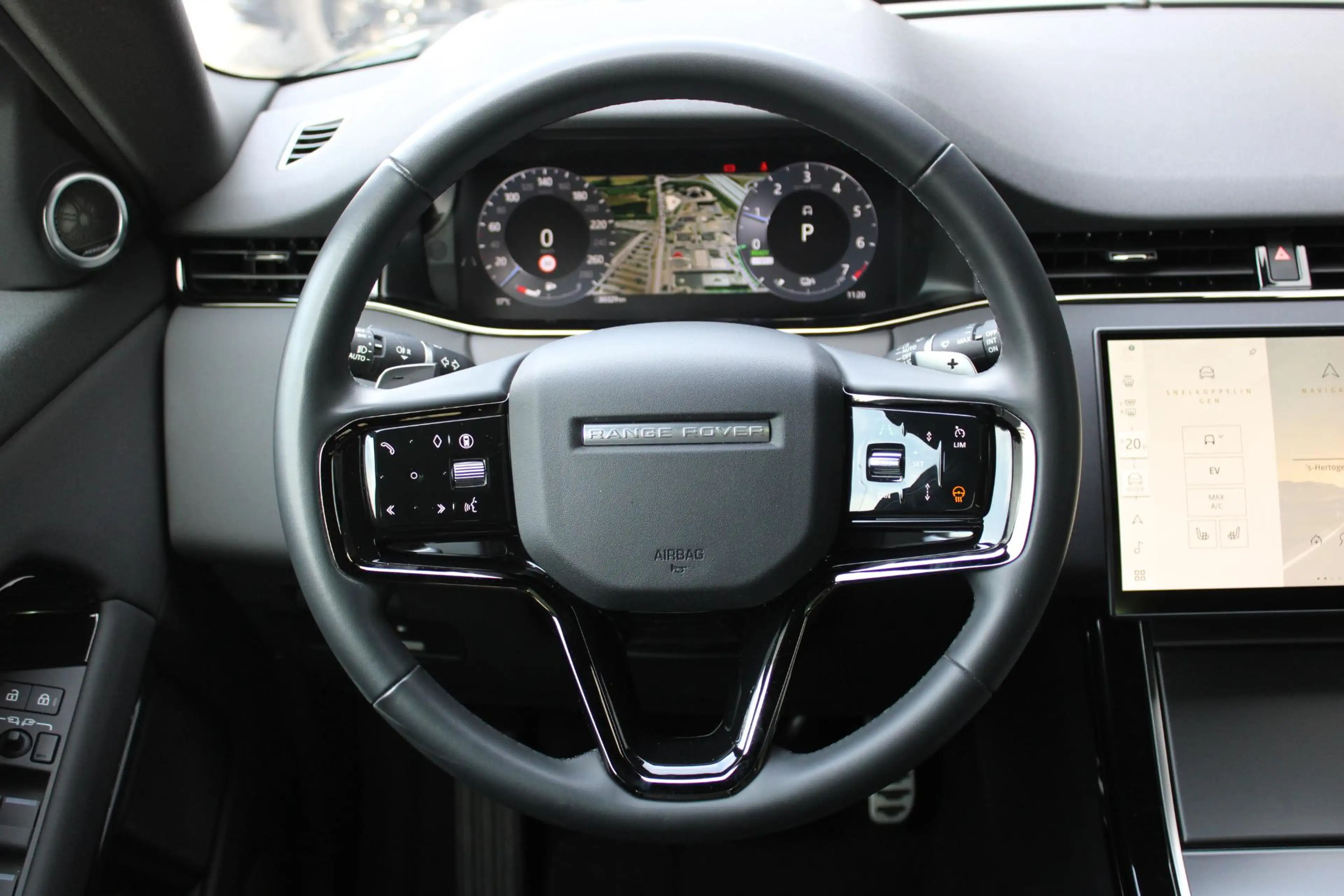 Land Rover Range Rover Evoque P300e Dynamic SE | Trekhaak | 360 Cam | Pano — photo 10