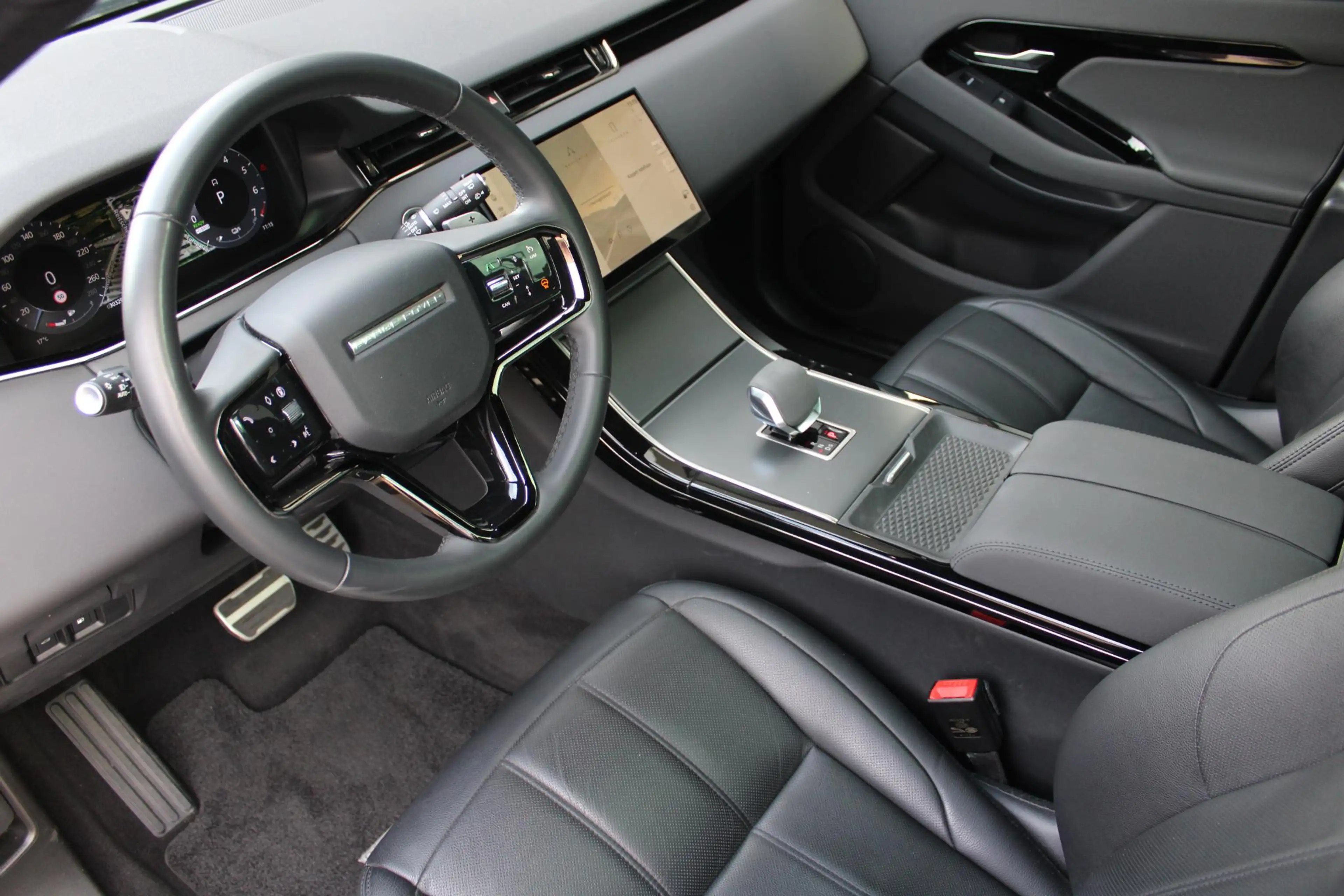 Land Rover Range Rover Evoque P300e Dynamic SE | Trekhaak | 360 Cam | Pano — photo 5