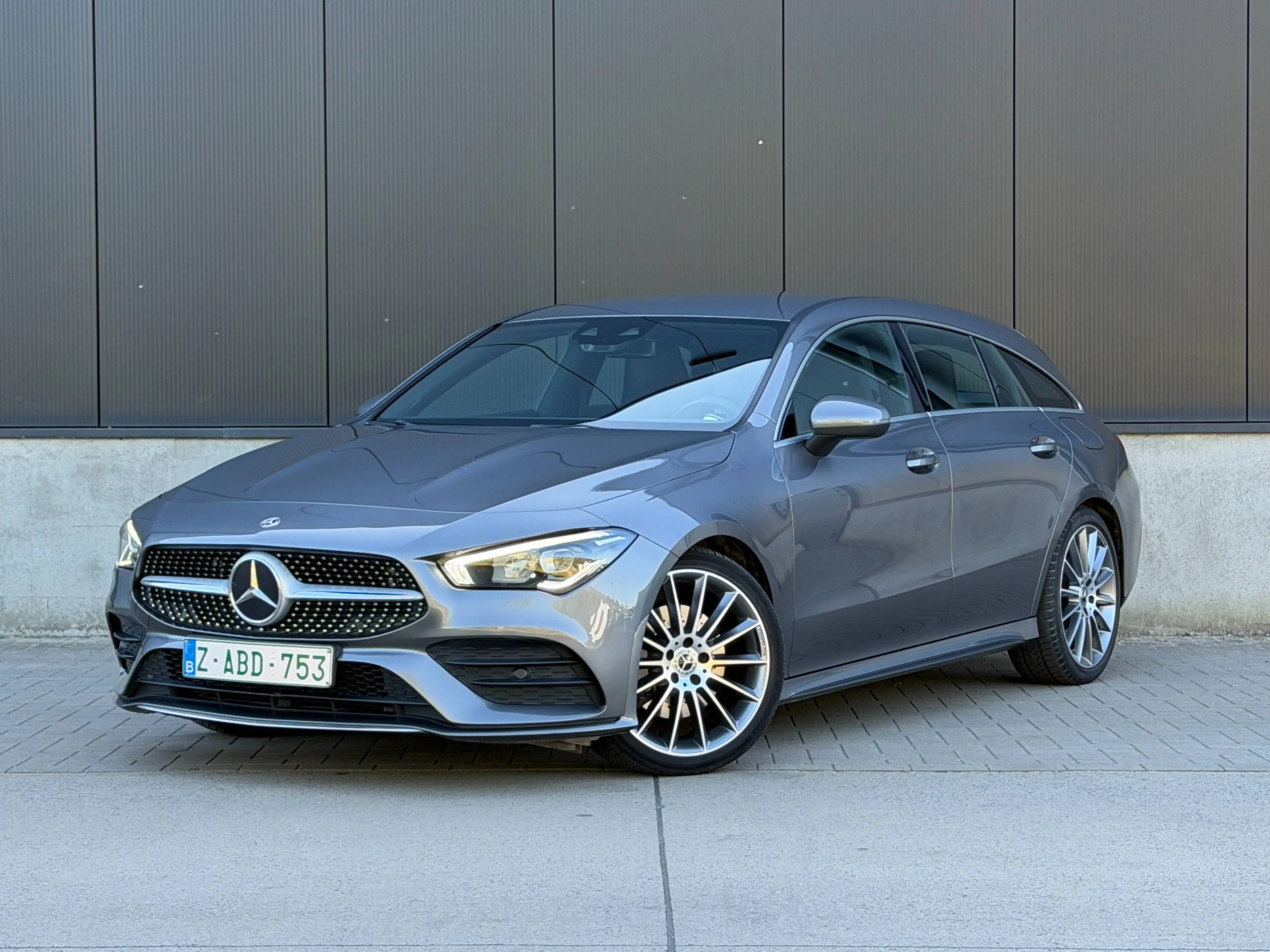 Mercedes-Benz CLA 200 CLA 200 AMG Line