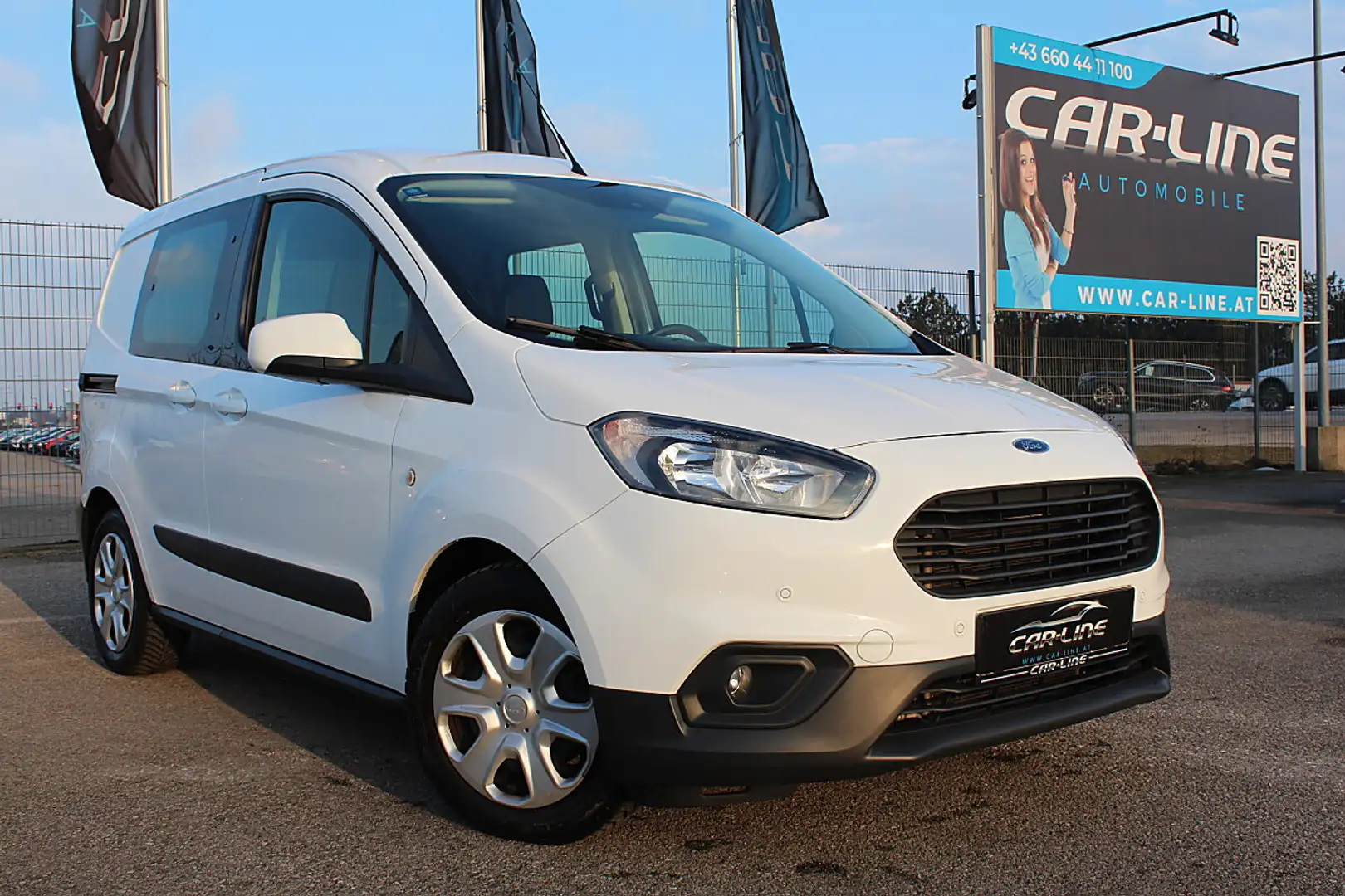 Ford Transit Courier 1,0 EcoBoost Parksensor Notbrems ... Weiß - 1