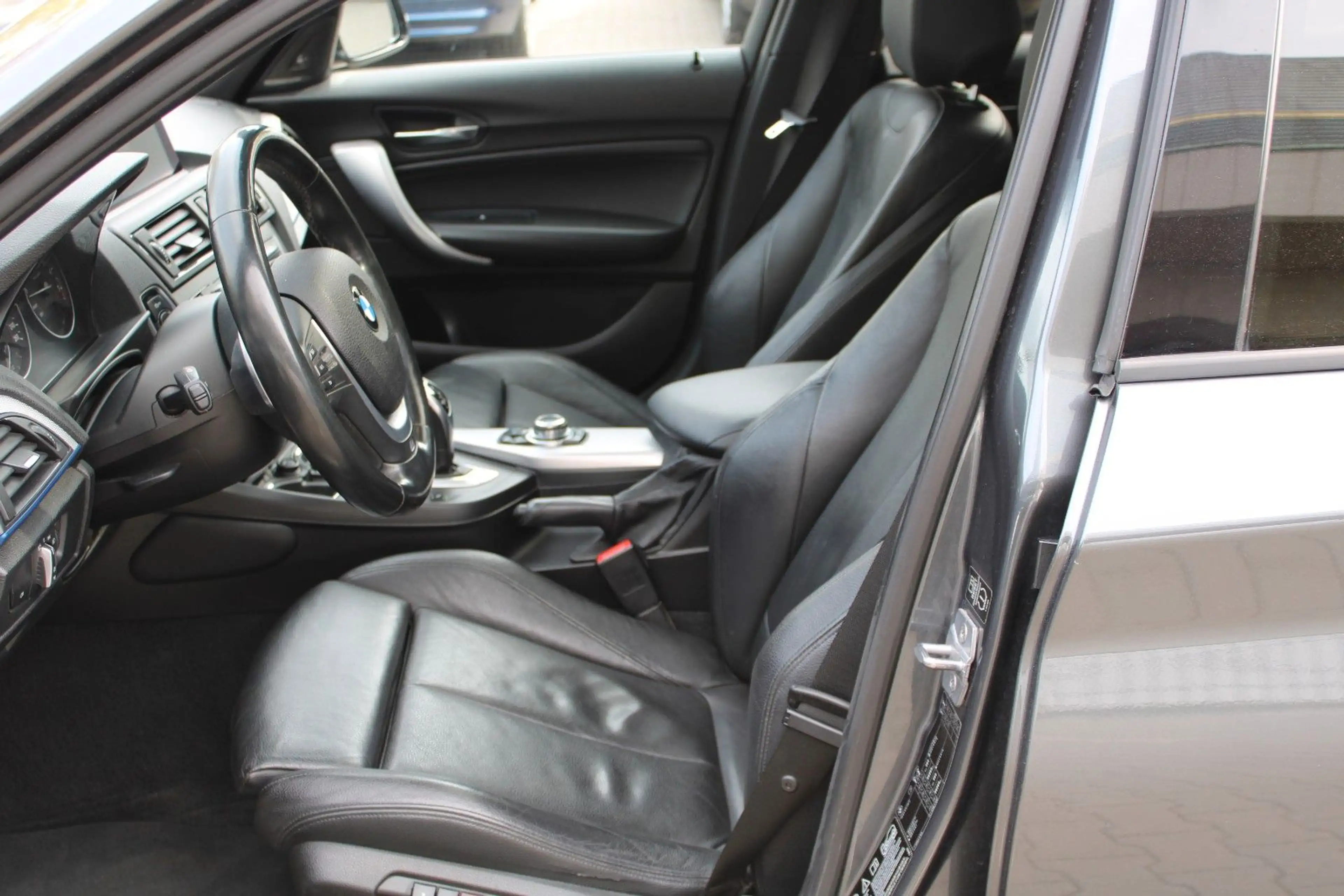 BMW 135 i xDrive Sport-Aut. — photo 5