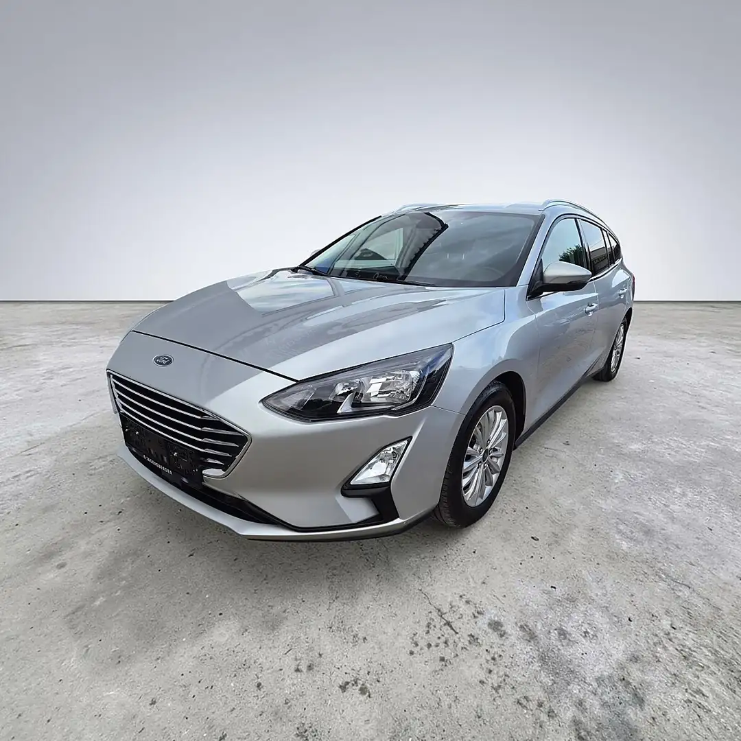 Ford Focus 1.5 EcoBlue Silber - 1