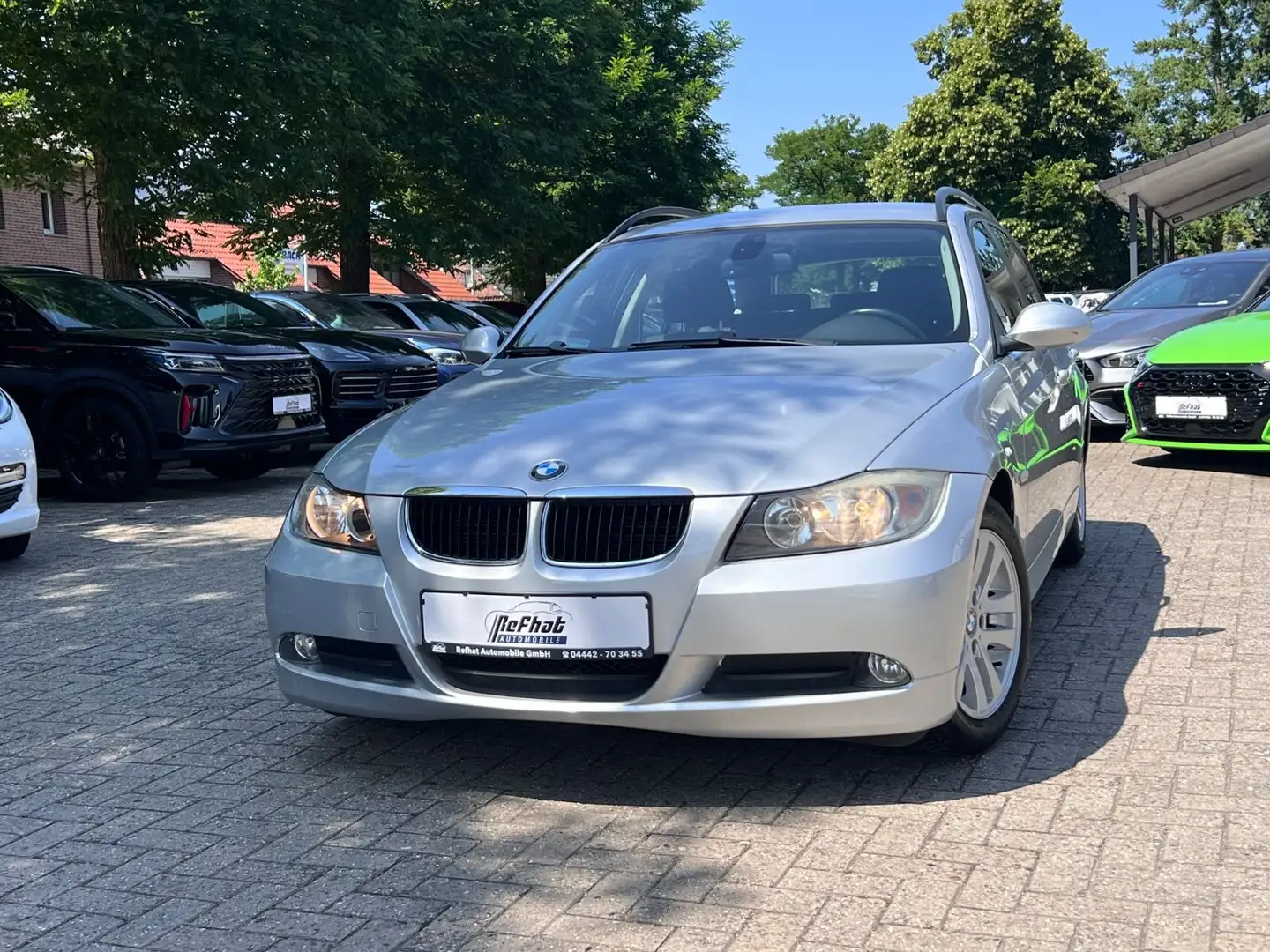 BMW 318 i Baureihe 3 Touring Silber - 1