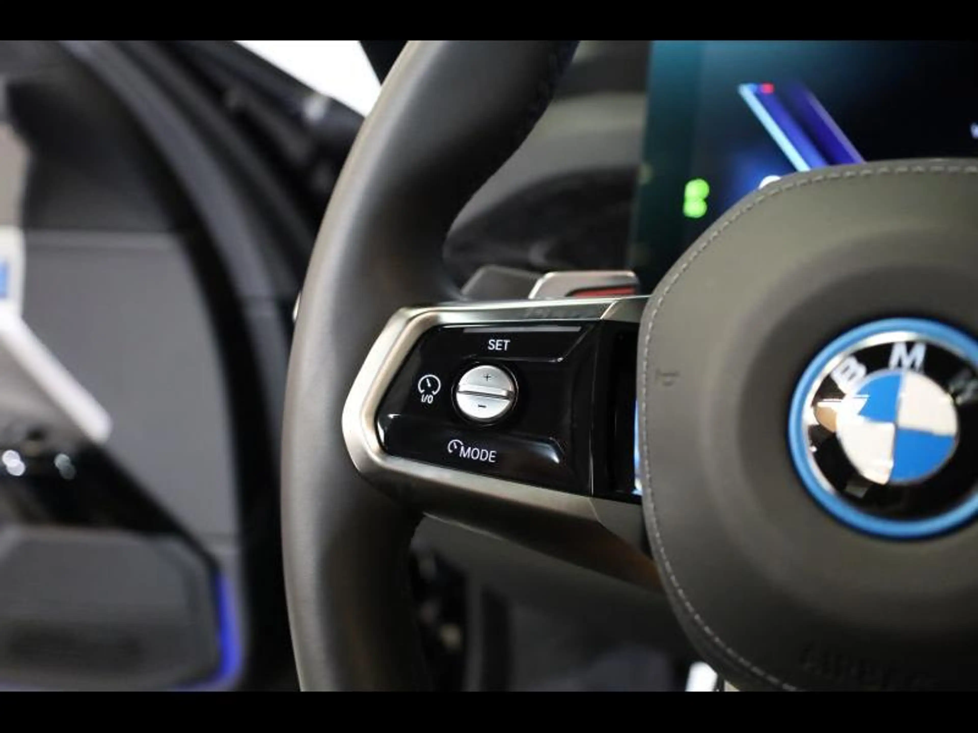 BMW i7 eDrive50 Kit M Sport — photo 11