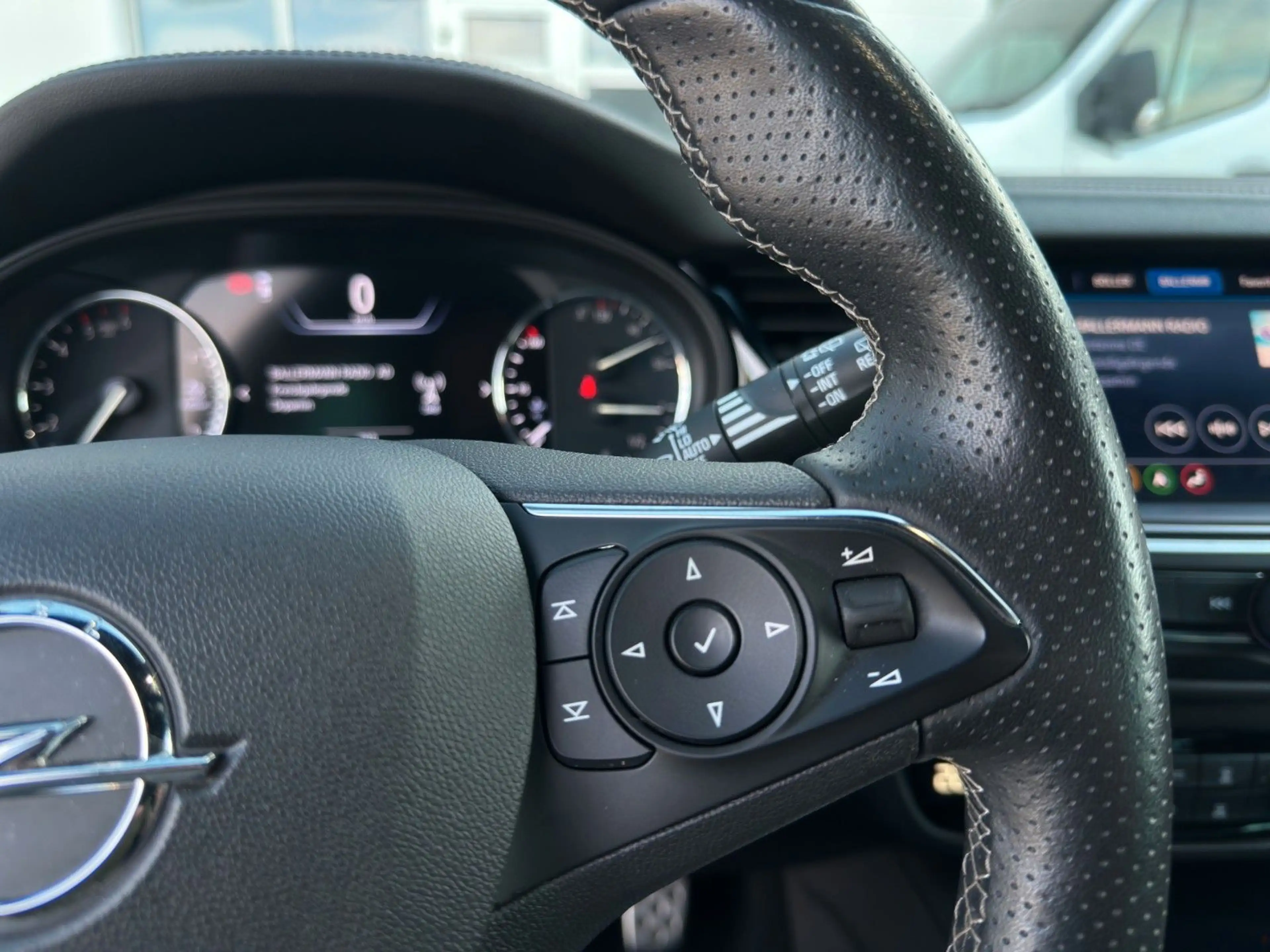 Opel Insignia B ST Premium "Business" Voll-LED/1-Hand — photo 15