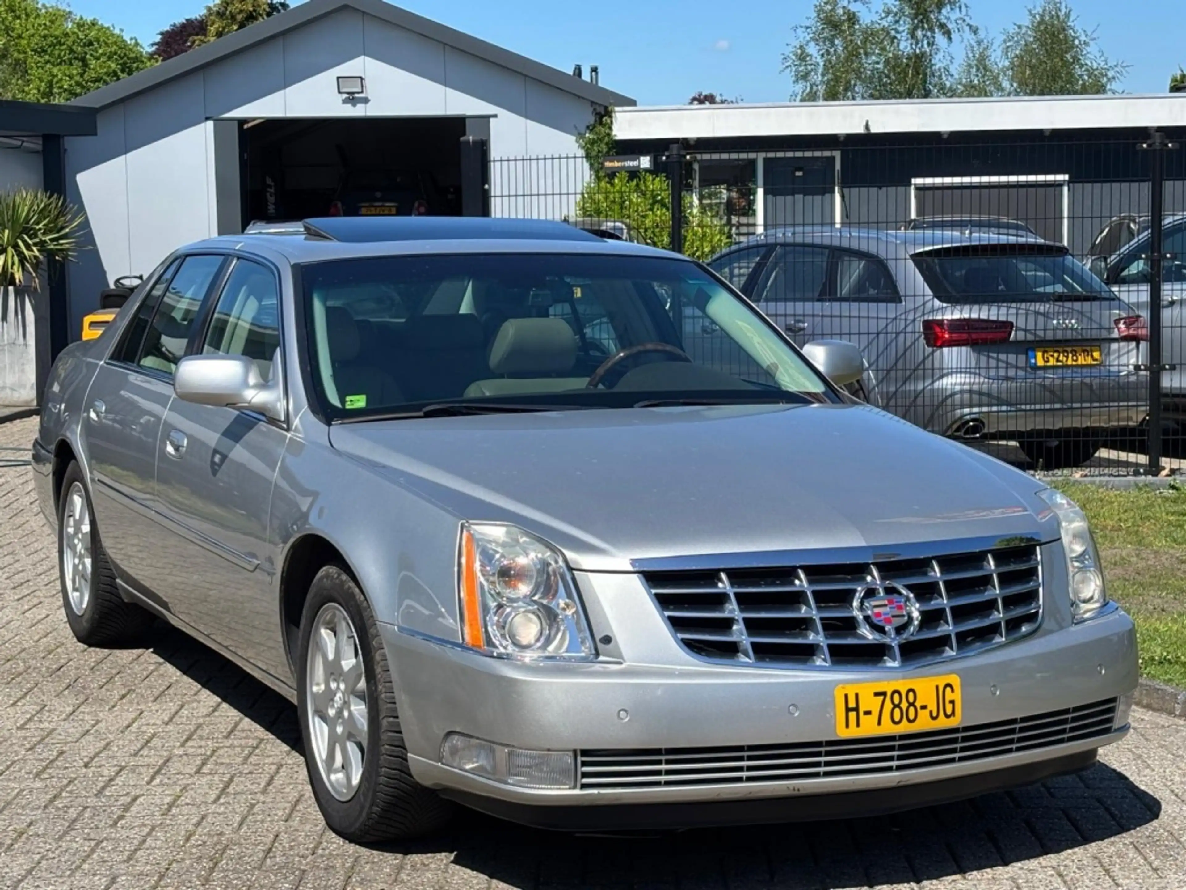 Cadillac DTS 4.6 V8 Northstar Automaat 2007 Onbekend — photo 3