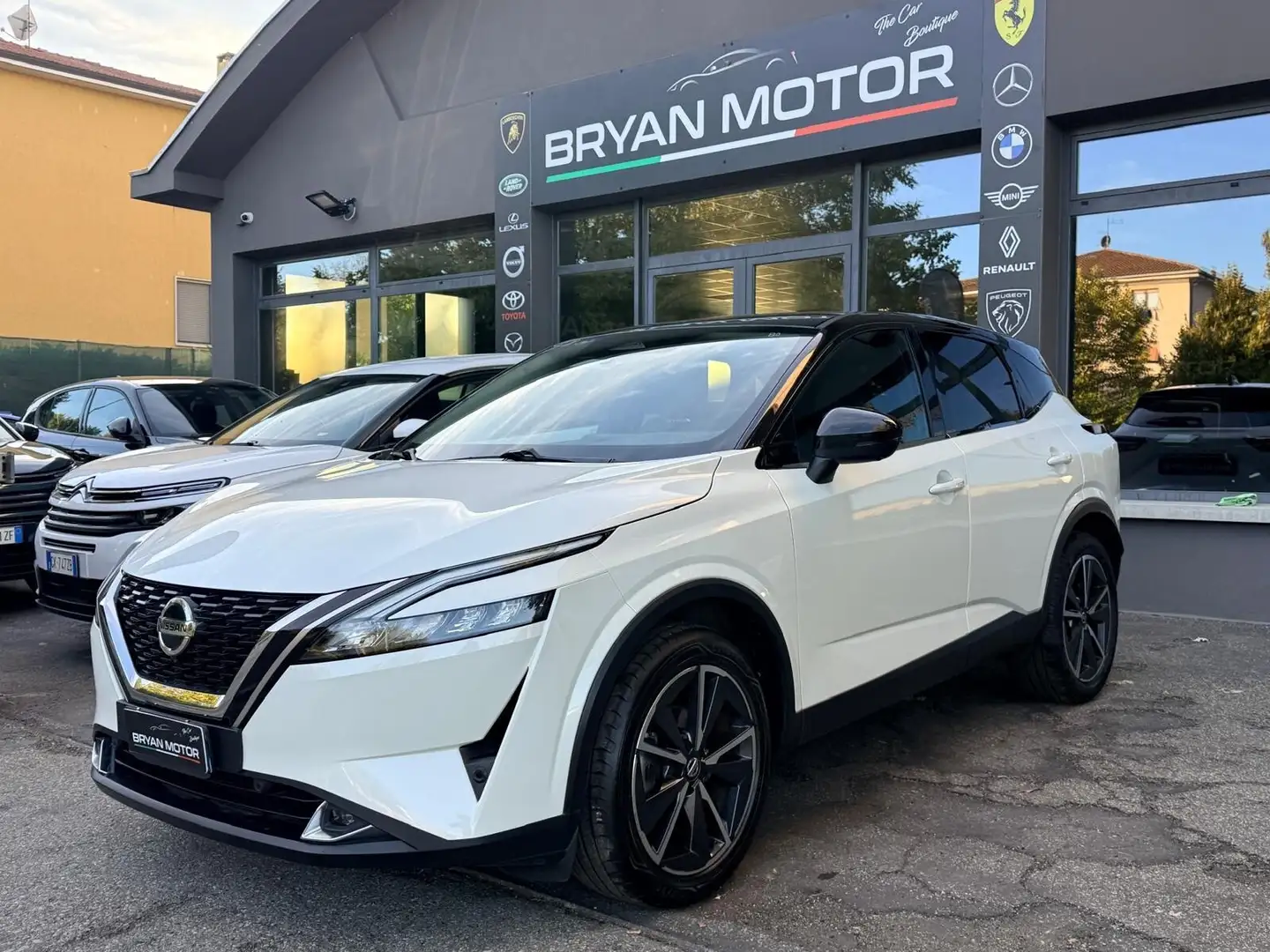 Nissan Qashqai Qashqai MHEV 140 CV Tekna Wit - 1