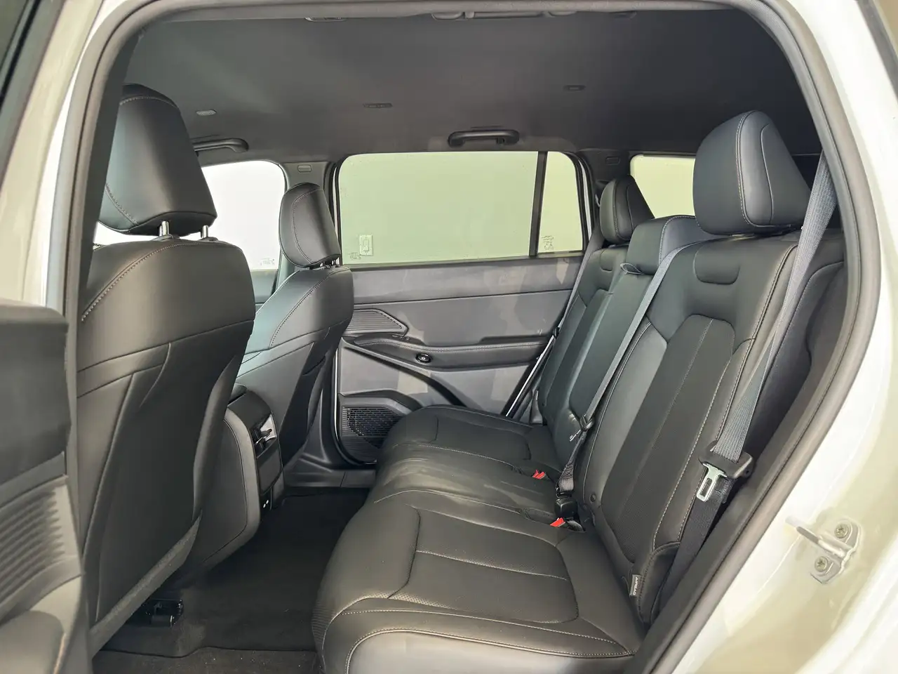 Jeep Cherokee снимка Jeep Cherokee