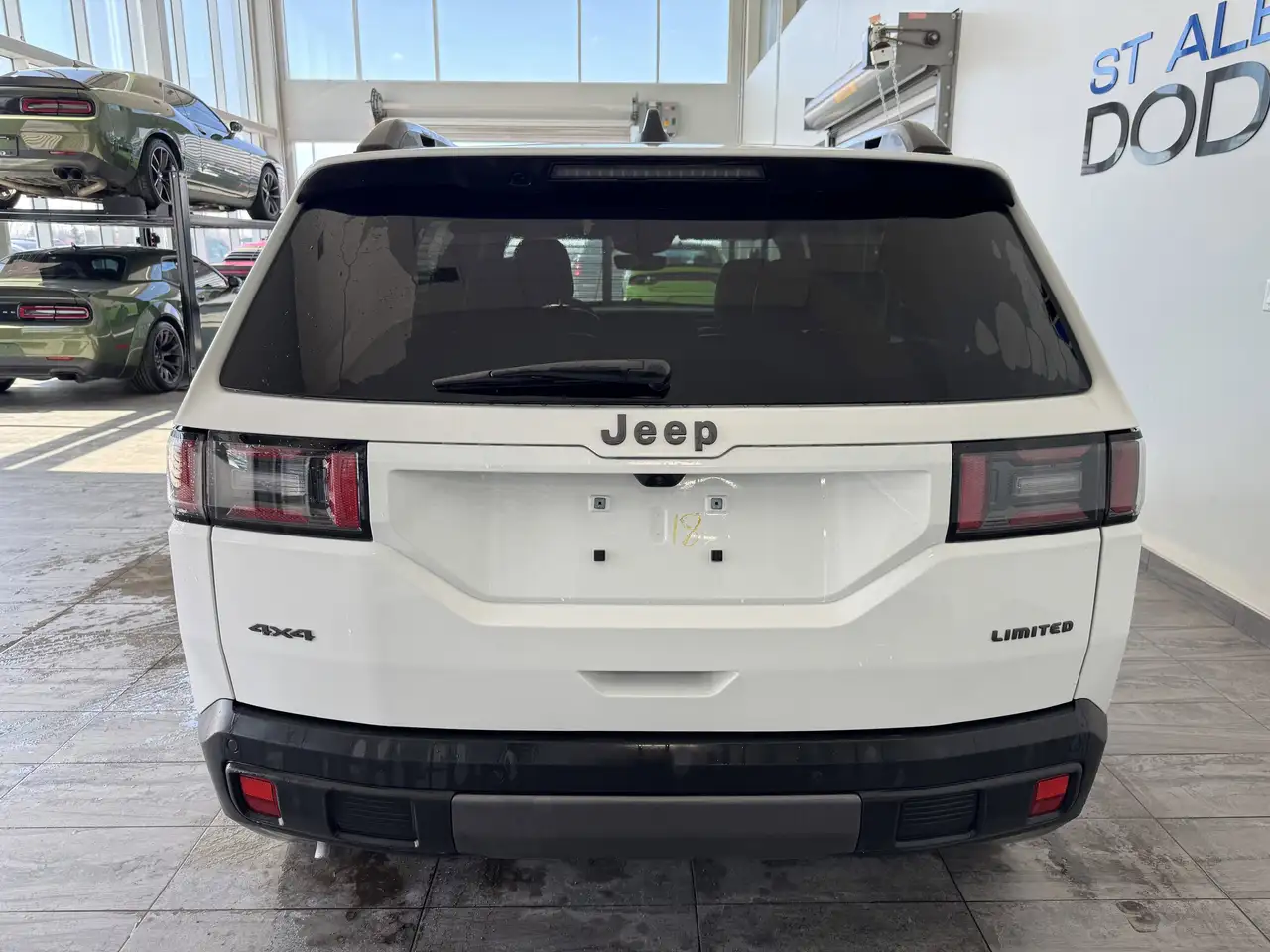 Jeep Cherokee снимка Jeep Cherokee