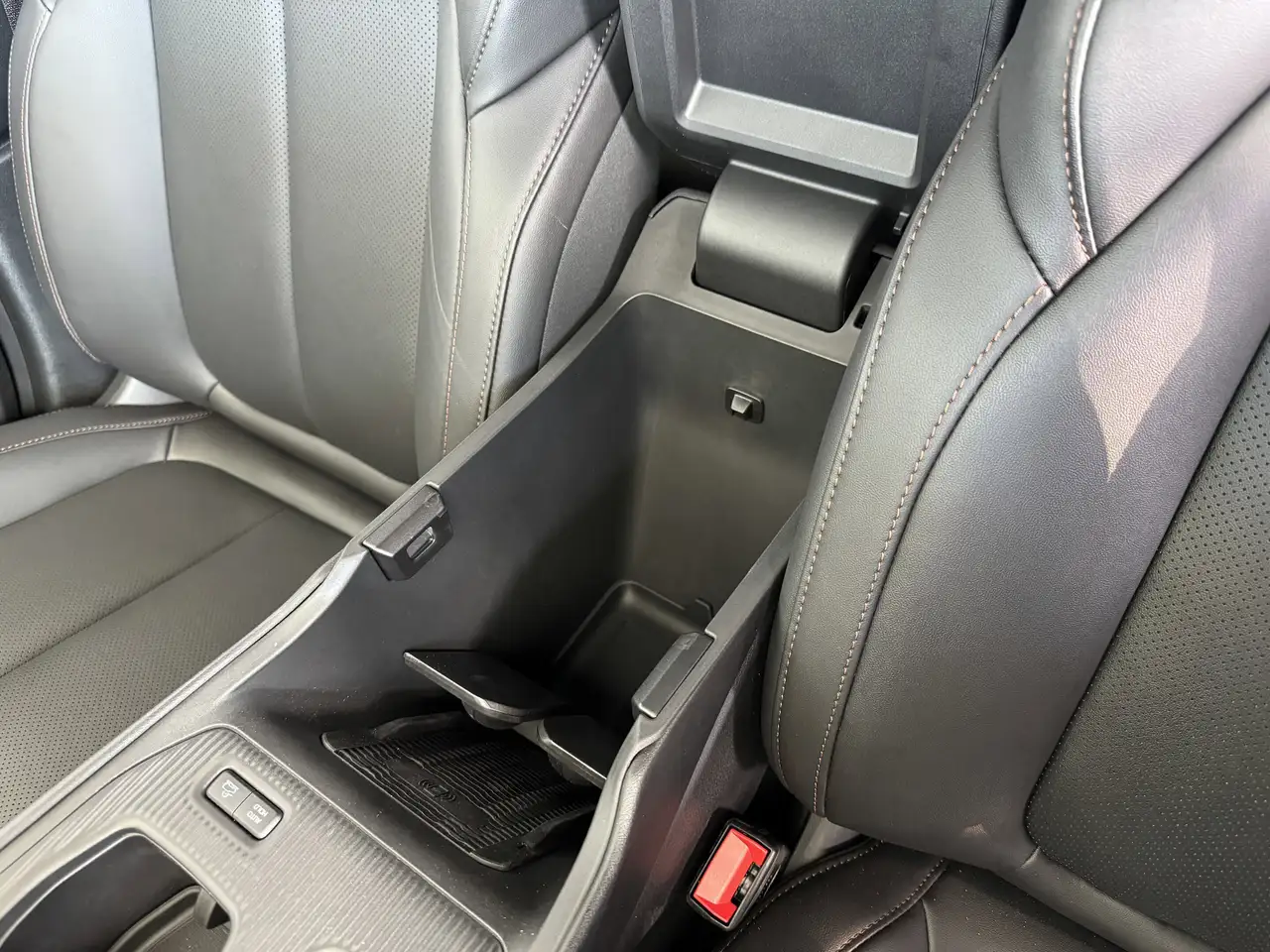 Jeep Cherokee снимка Jeep Cherokee
