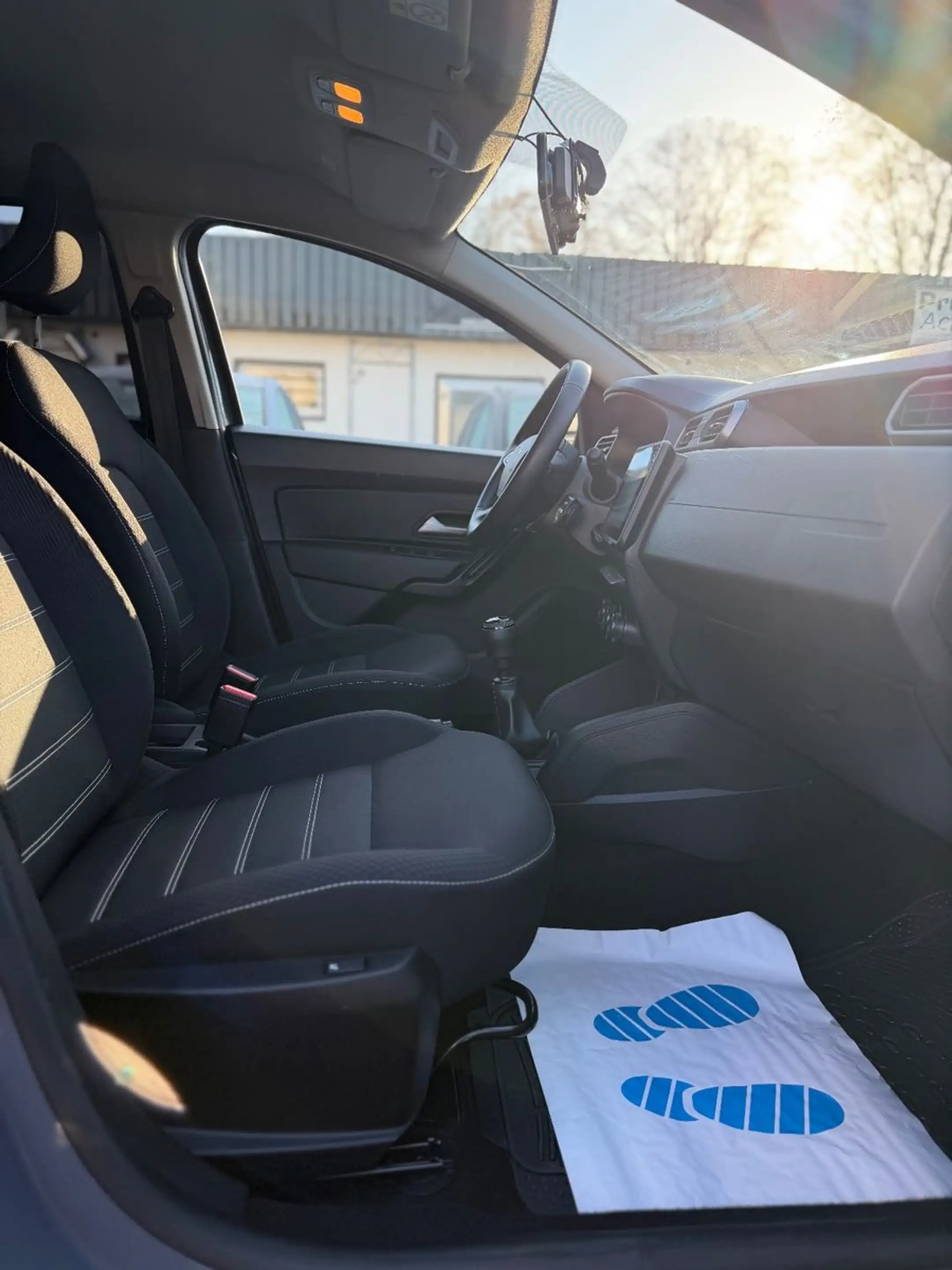 Dacia Duster II Expression*TEMP*KAM*SHZ*AHK*1.HAND* — photo 12