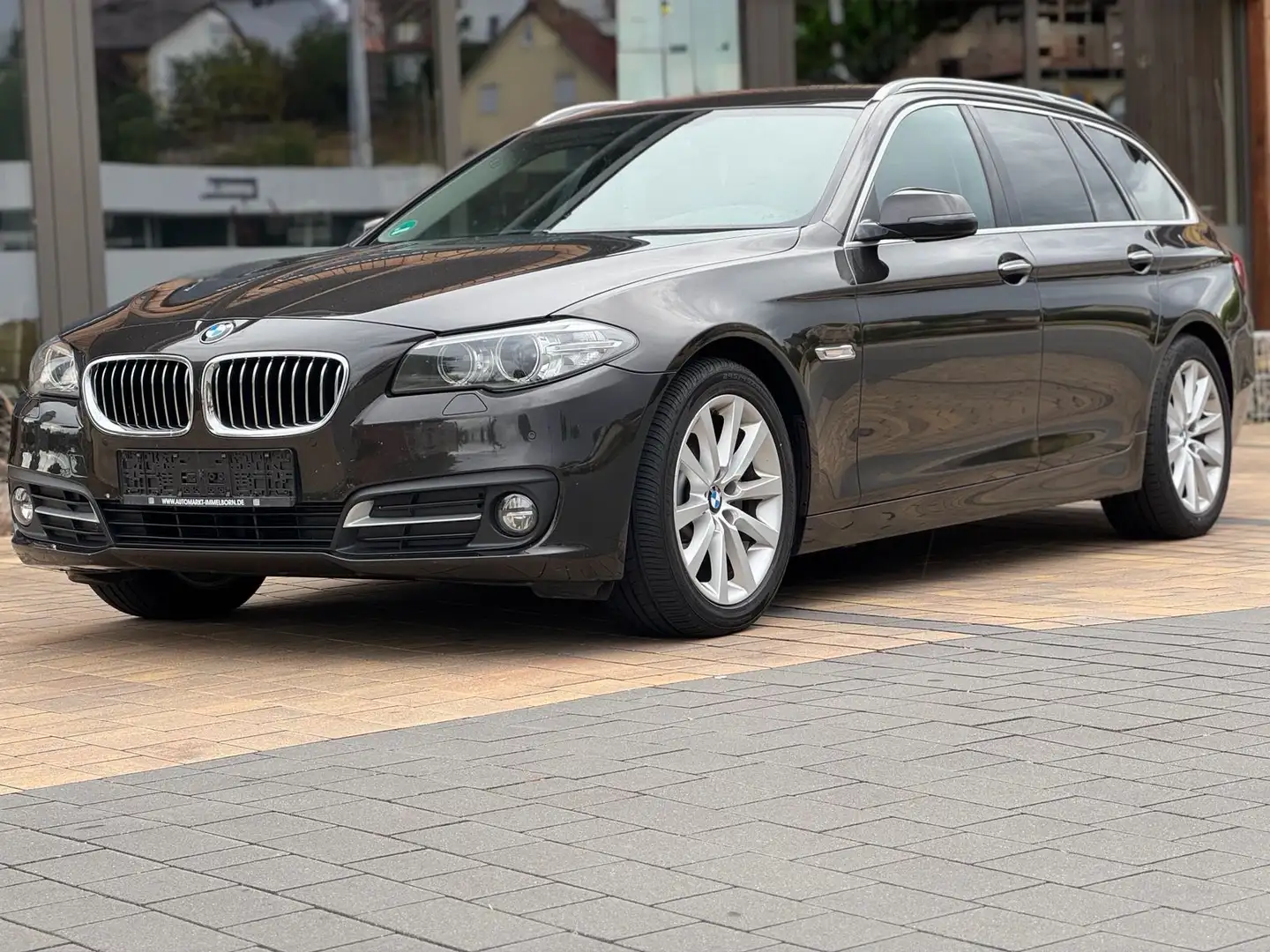 BMW 520 520d Touring Aut. Brun - 1