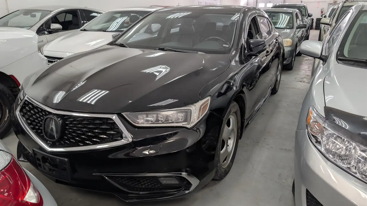 Acura TLX снимка Acura TLX
