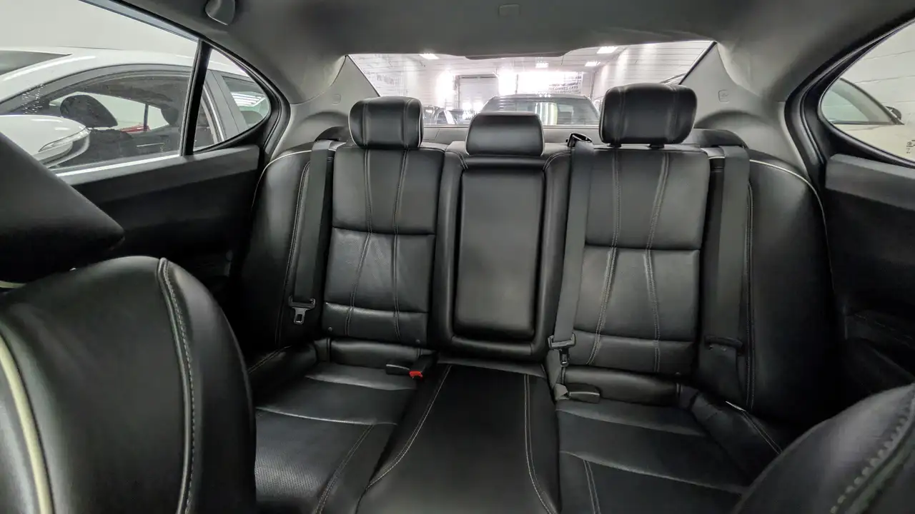 Acura TLX снимка Acura TLX