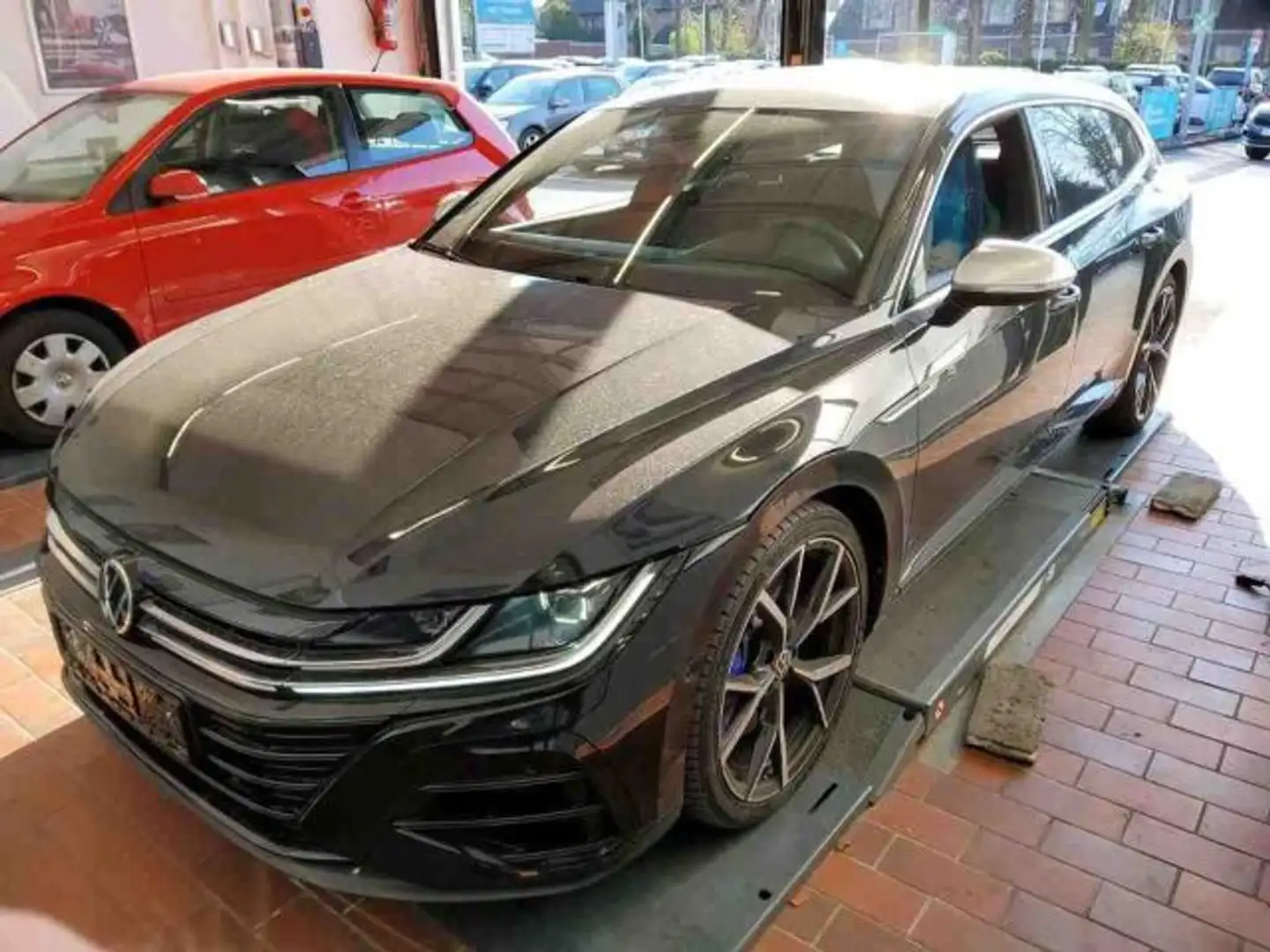 Volkswagen Arteon R LM20 PANO AHK IQ.LIGHT Schwarz - 2