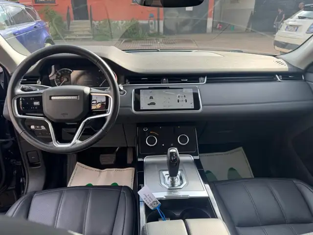 Land Rover Range Rover Evoque view 9