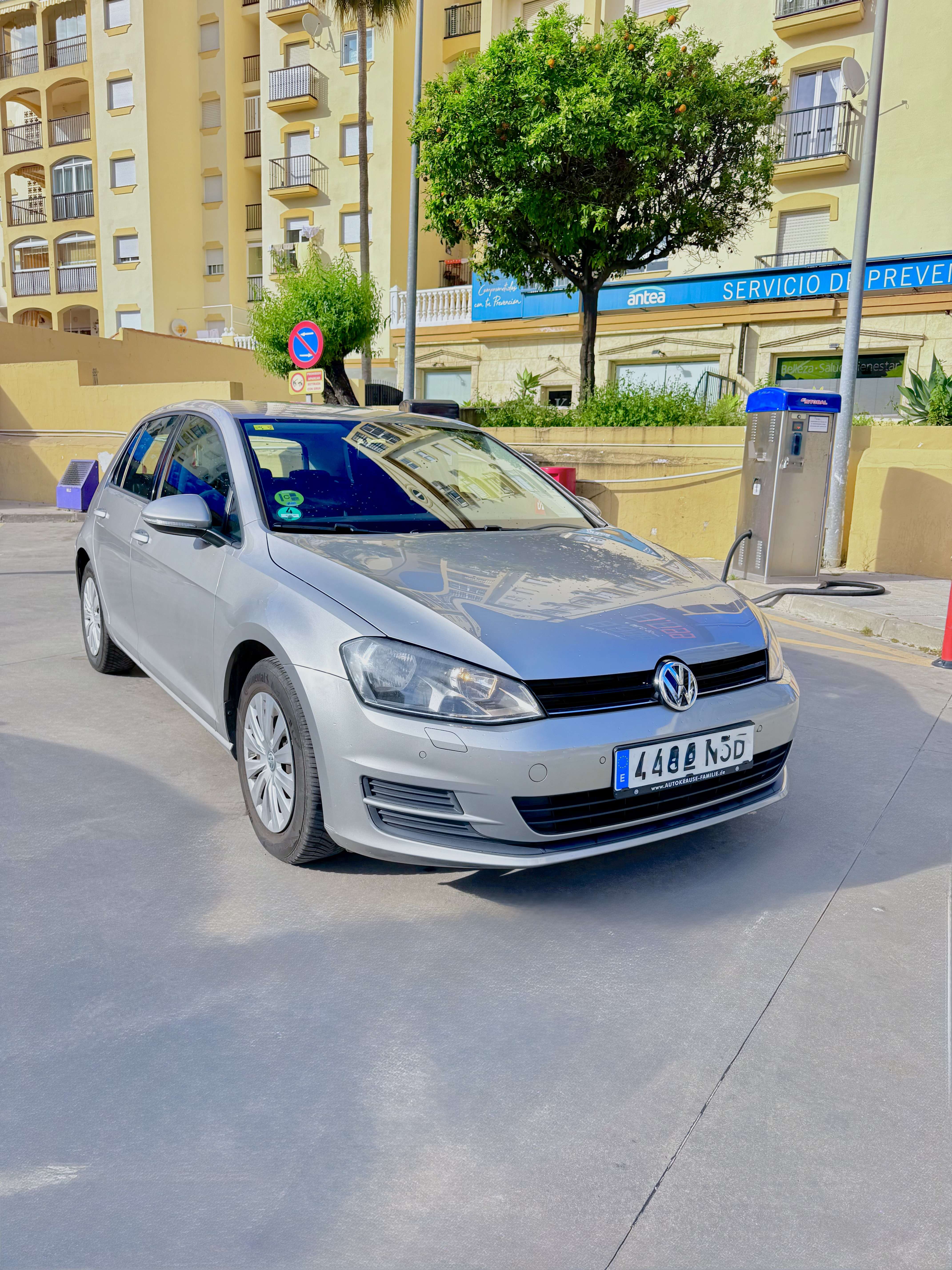 Volkswagen Golf 1.2 TSI BlueMotion Technology Trendline - foto 1