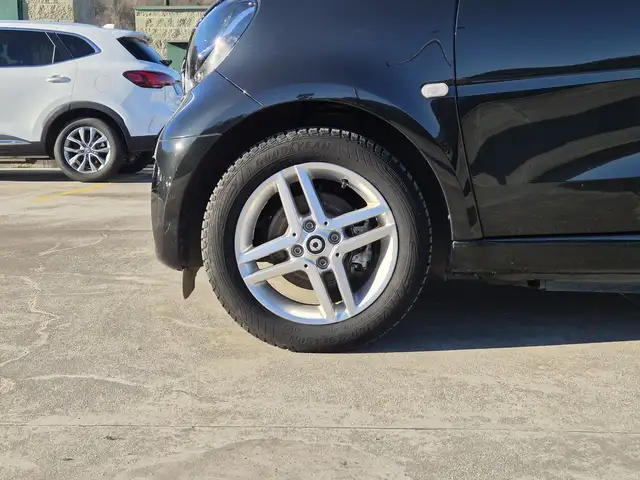 Smart Fortwo view 11