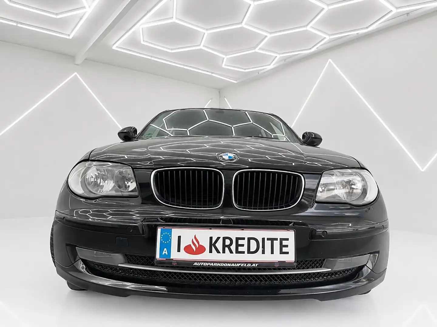 BMW 116 i Klein/Kompaktwagen EXPORT/BASTLER Schwarz - 2