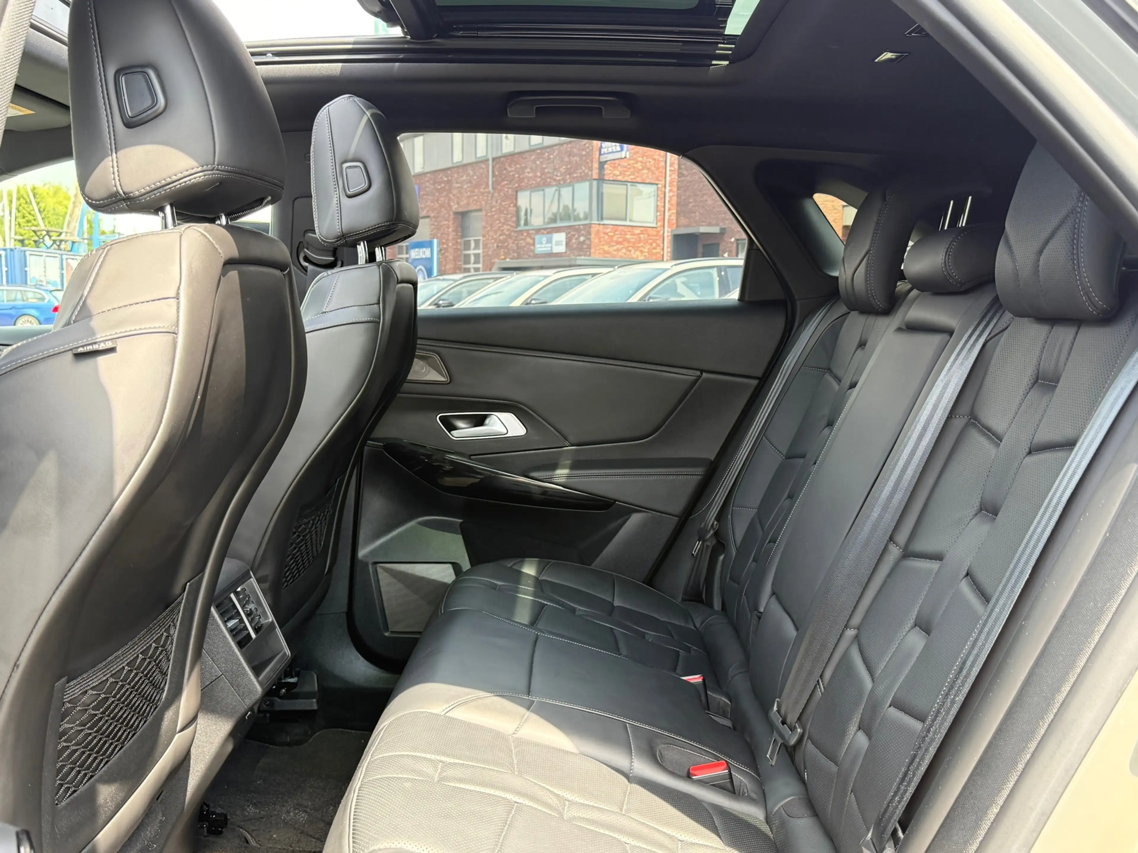 DS Automobiles DS 7 1.6 PHEV 300 4x4 ETOILE SCHUIFDAK VOLLEER NIGHT VI — photo 7