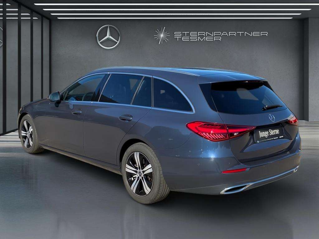 Mercedes-Benz C 220