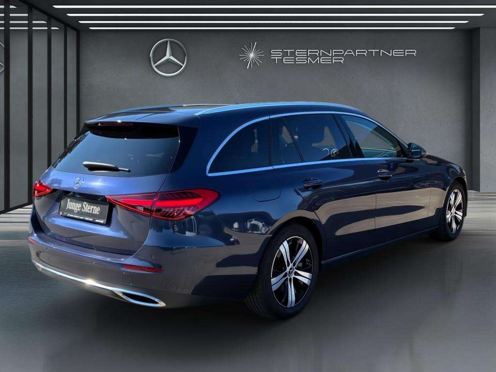 Mercedes-Benz C 220